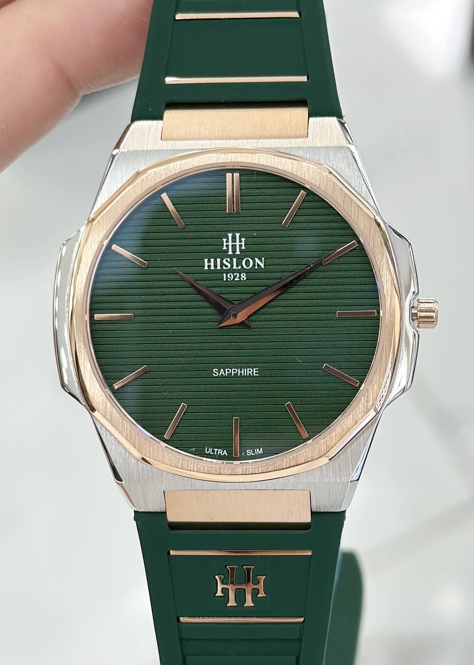 Hislon Orijinal Silikon Kordon Ultra Slim Erkek Kol Saati ILKCL127T-25YR
