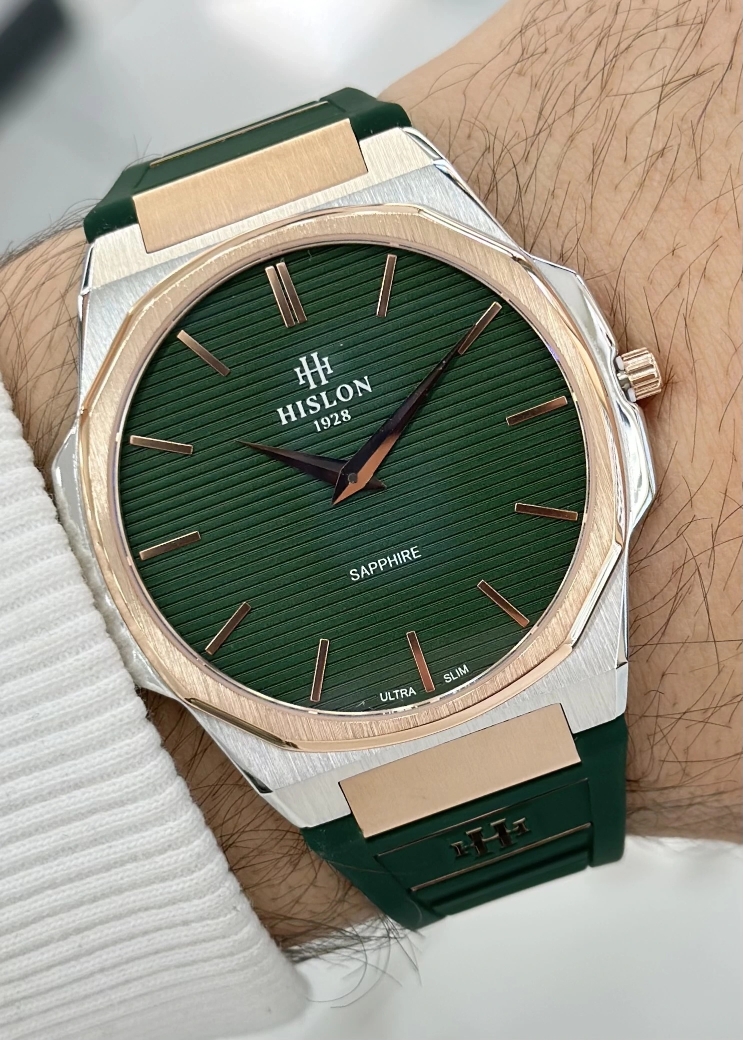 Hislon Orijinal Silikon Kordon Ultra Slim Erkek Kol Saati ILKCL127T-25YR