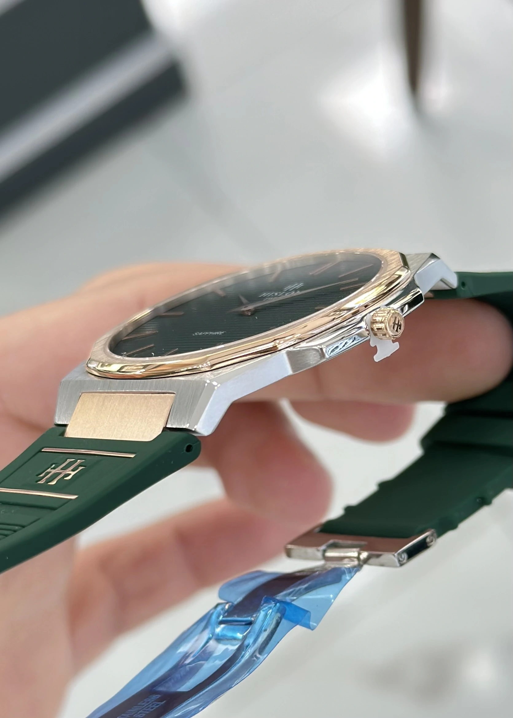 Hislon Orijinal Silikon Kordon Ultra Slim Erkek Kol Saati ILKCL127T-25YR