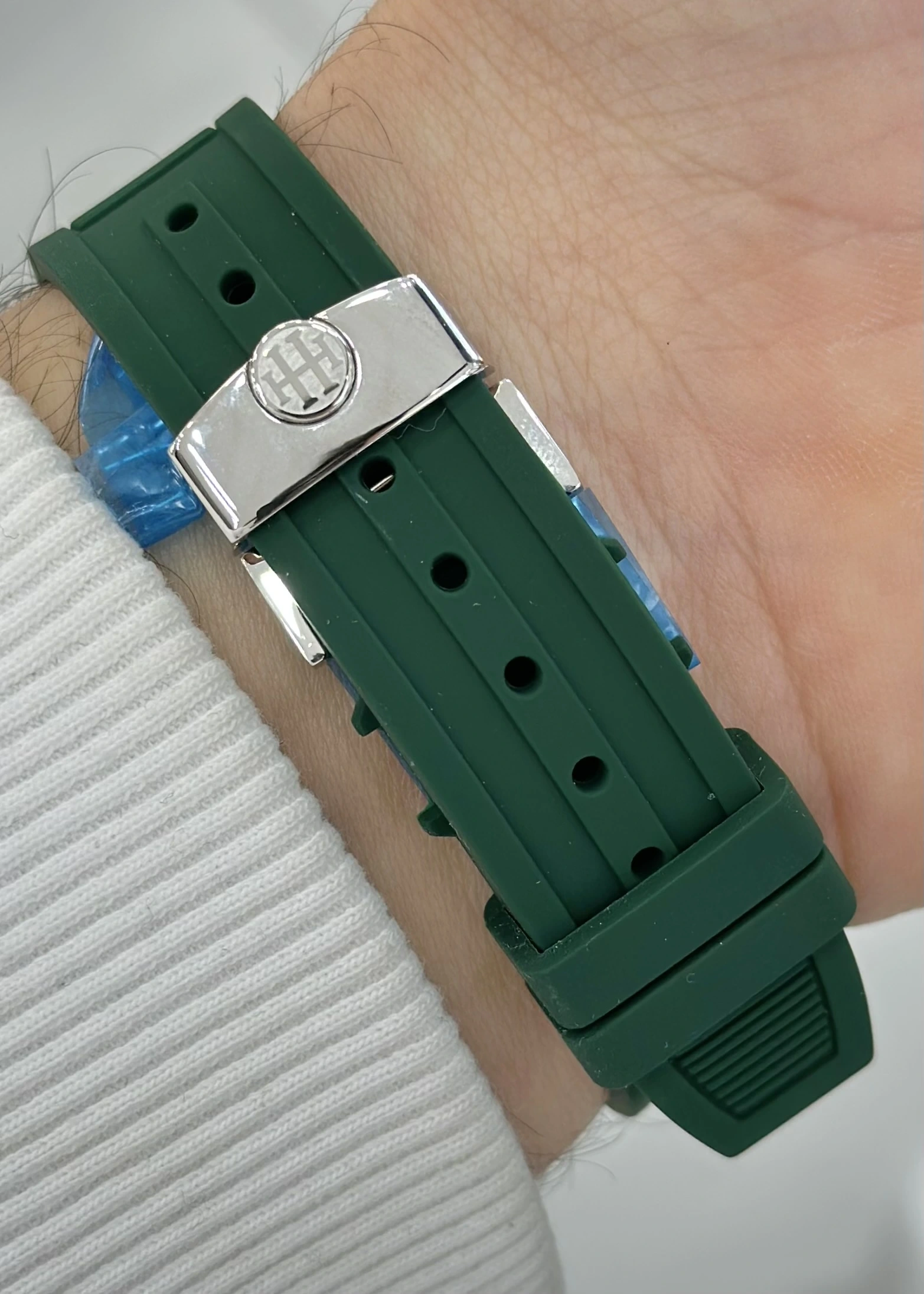 Hislon Orijinal Silikon Kordon Ultra Slim Erkek Kol Saati ILKCL127T-25YR