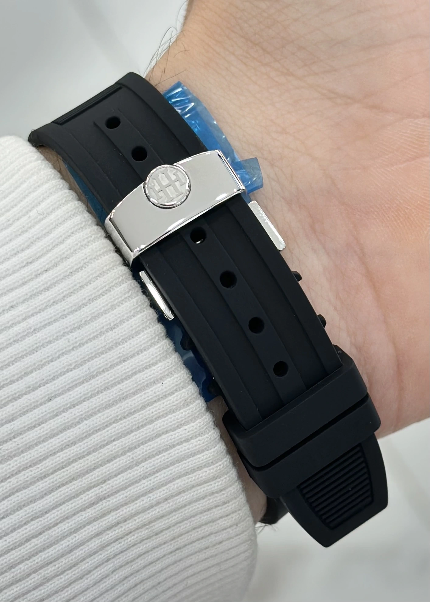 Hislon Orijinal Silikon Kordon Ultra Slim Erkek Kol Saati ILKCL127T-04BS