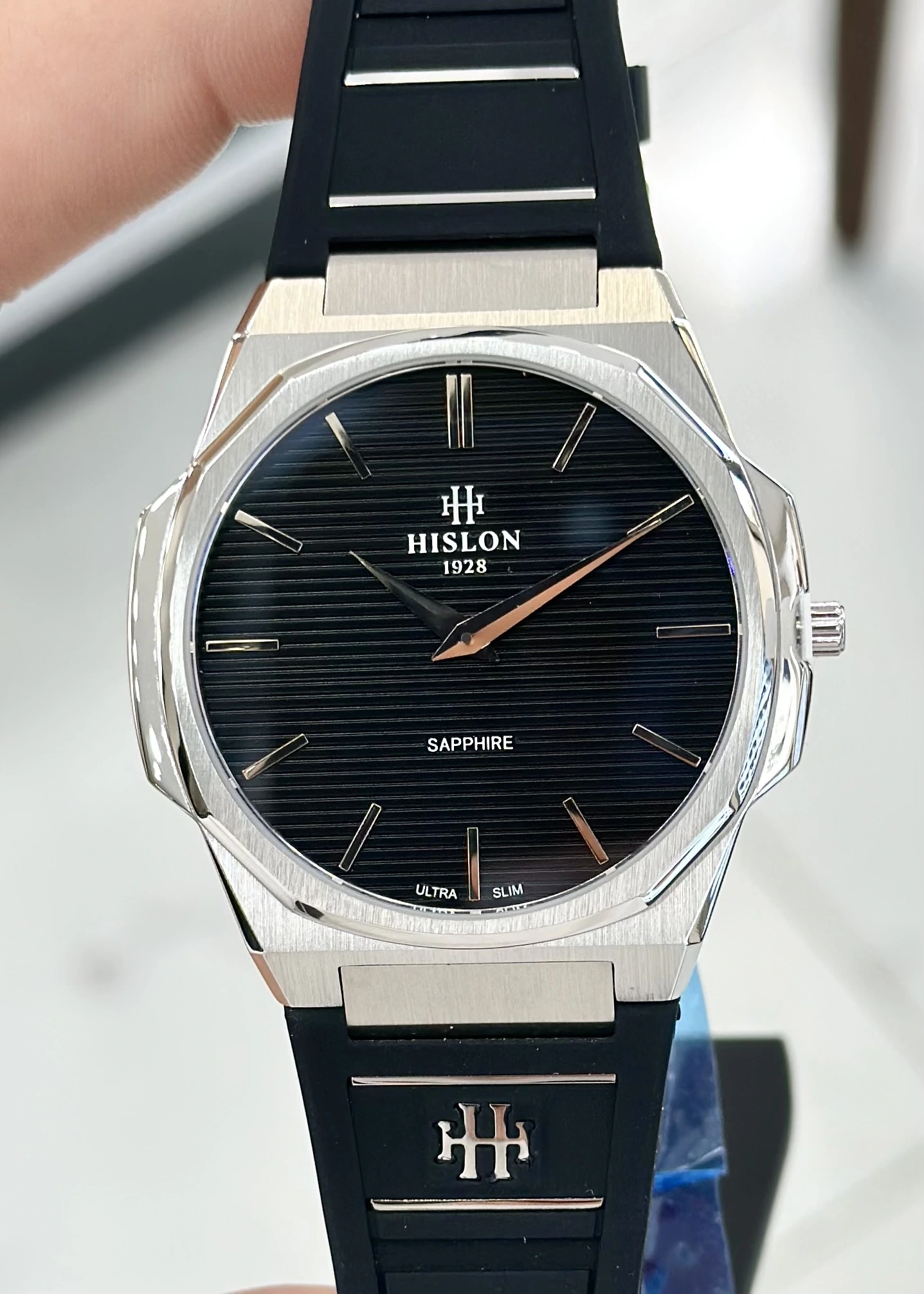 Hislon Orijinal Silikon Kordon Ultra Slim Erkek Kol Saati ILKCL127T-04BS