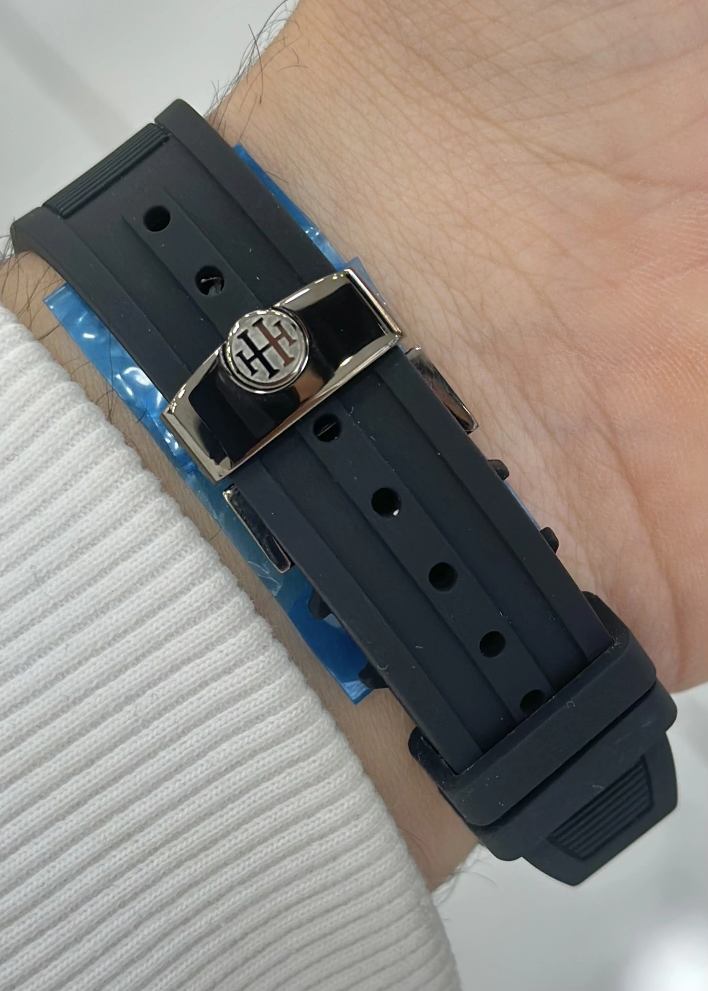 Hislon Orijinal Silikon Kordon Ultra Slim Erkek Kol Saati ILKCL127N-04BS