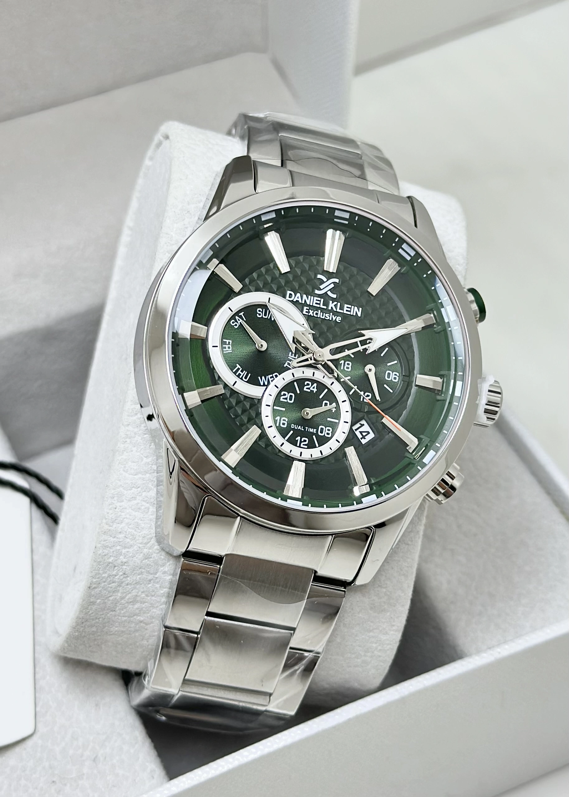 Daniel Klein Metal Kordon Su Geçirmez Yeşil Kadran Erkek Kol Saati ILK13525O3