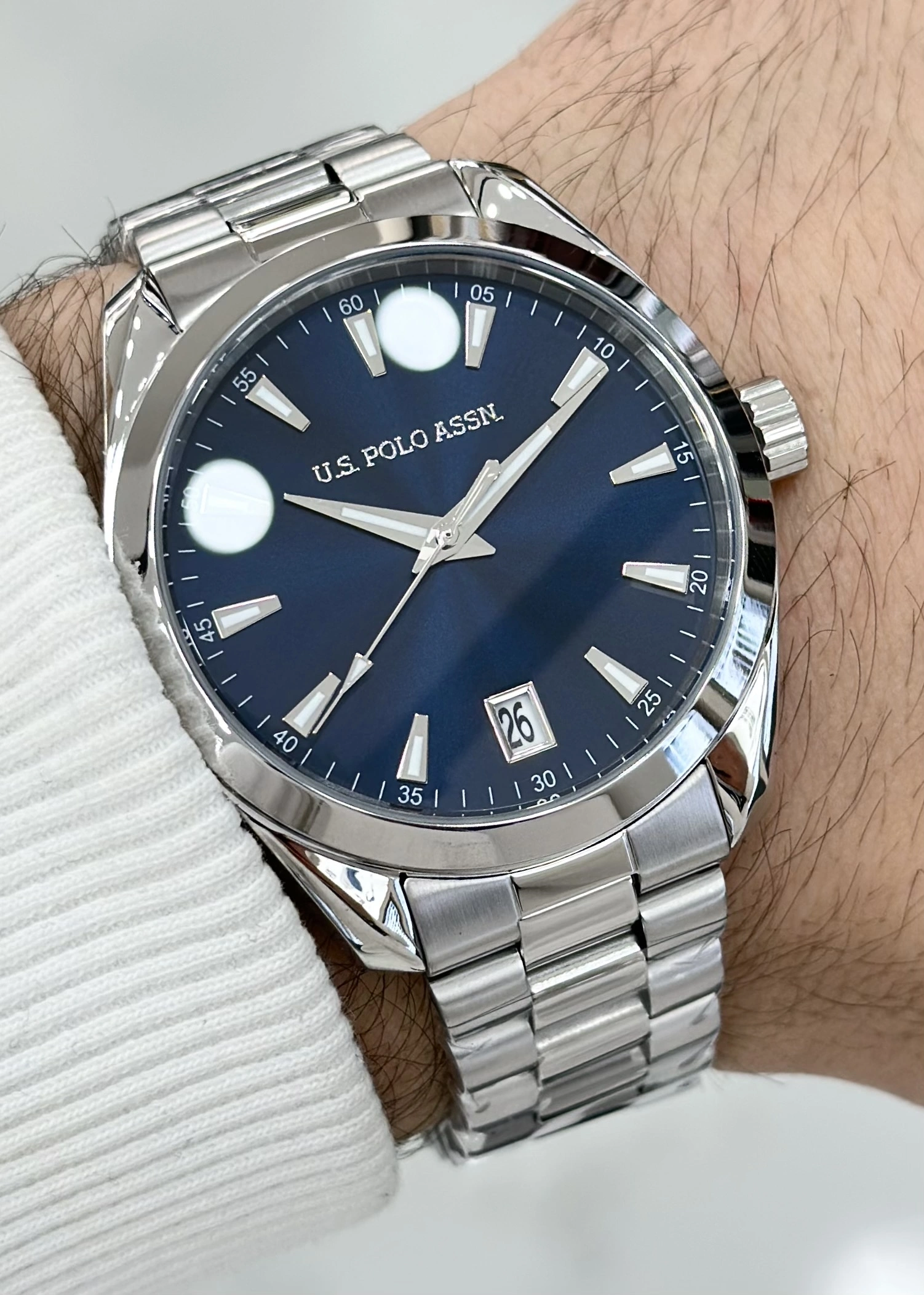 U.S. Polo Assn. Orijinal 2 Yıl Garantili 5ATM Su Geçirmezlik Lacivert Kadran Çelik Kordon Erkek Kol Saati ILK1095.02