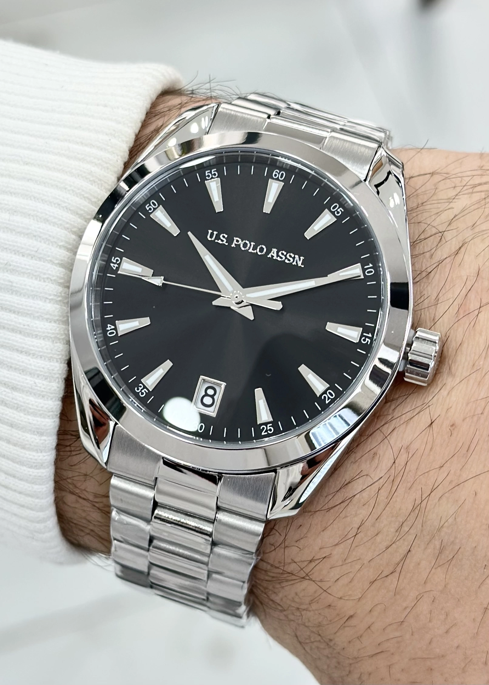 U.S. Polo Assn. Orijinal 2 Yıl Garantili 5ATM Su Geçirmezlik Siyah Kadran Çelik Kordon Erkek Kol Saati ILK1095.02