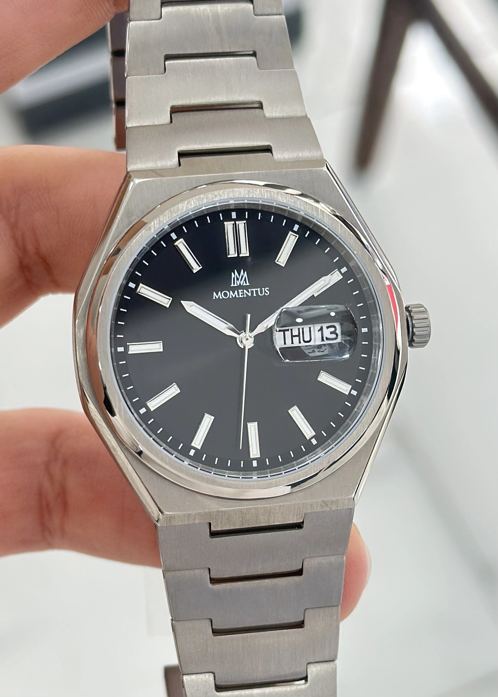 Momentus Siyah Kadran Titanyum kordon 5ATM Su Geçirmezlik Erkek Kol Saati ILKCM380S.04SS