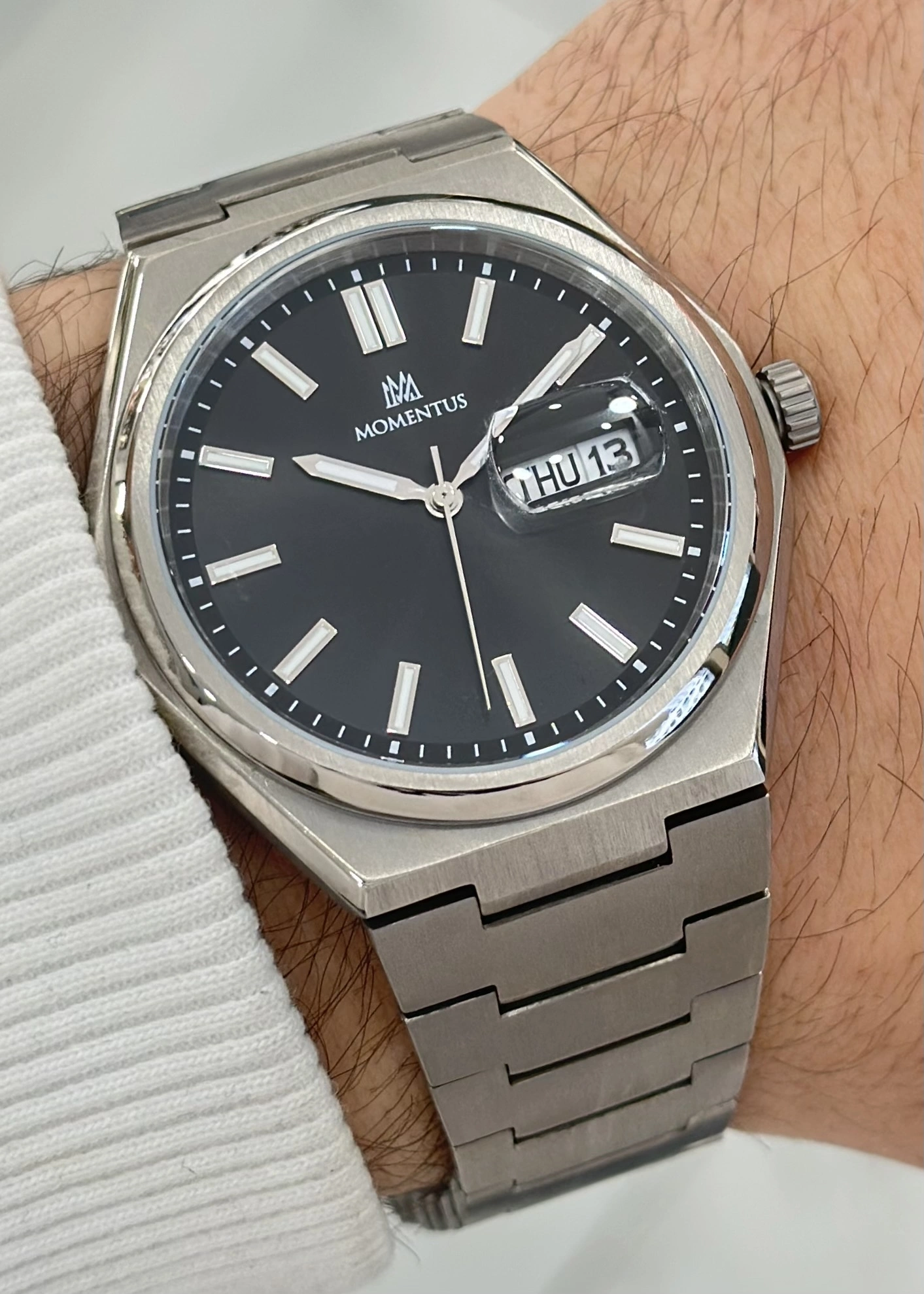 Momentus Siyah Kadran Titanyum kordon 5ATM Su Geçirmezlik Erkek Kol Saati ILKCM380S.04SS