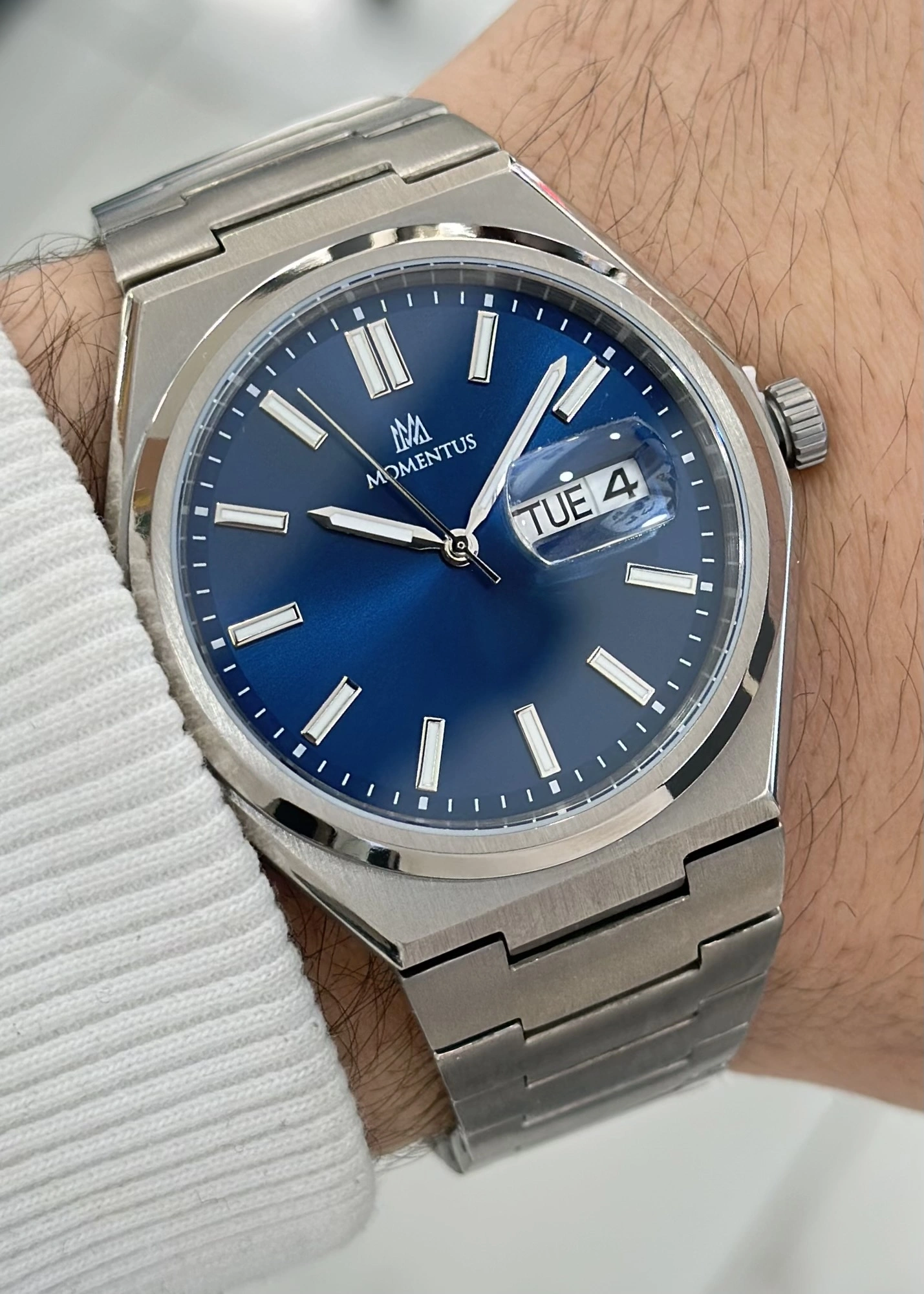 Momentus Lacivert Kadran Titanyum kordon 5ATM Su Geçirmezlik Erkek Kol Saati ILKCM380S.11SS