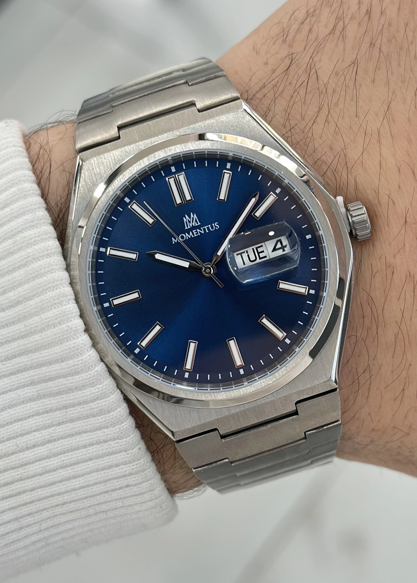 Momentus Lacivert Kadran Titanyum kordon 5ATM Su Geçirmezlik Erkek Kol Saati ILKCM380S.11SS