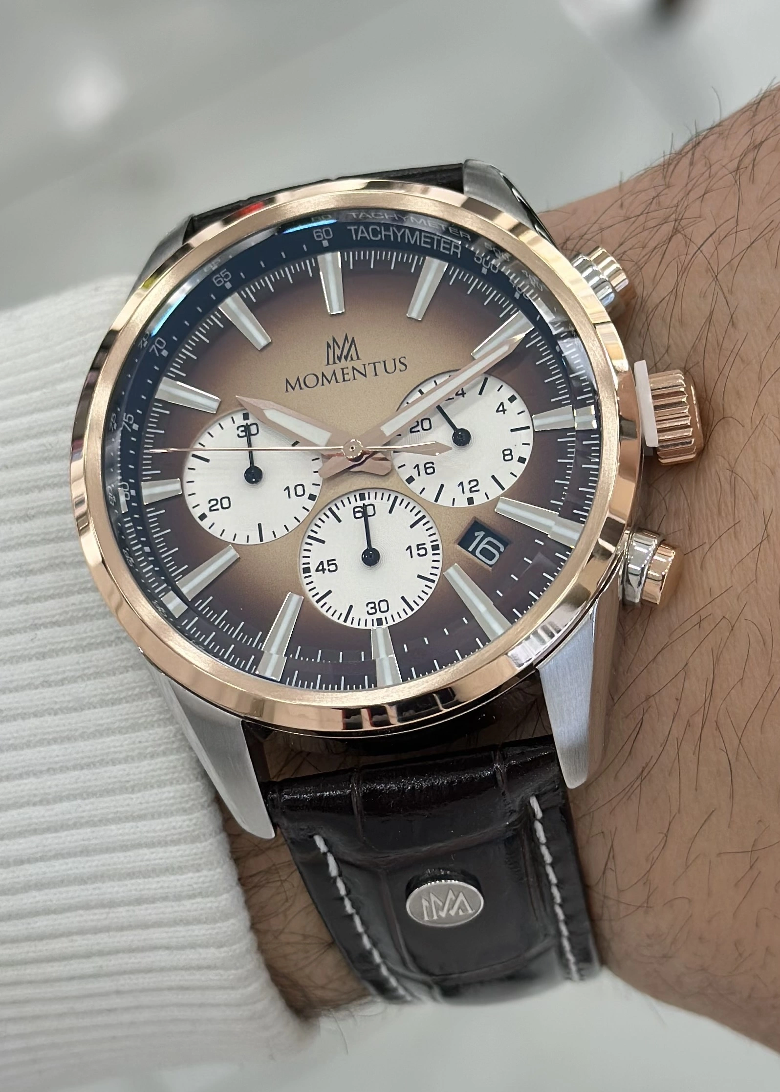 Momentus Orijinal Kahverengi Deri Kordon 10ATM Su Geçirmezlik Erkek Kol Saati ILKCC306T-12KR