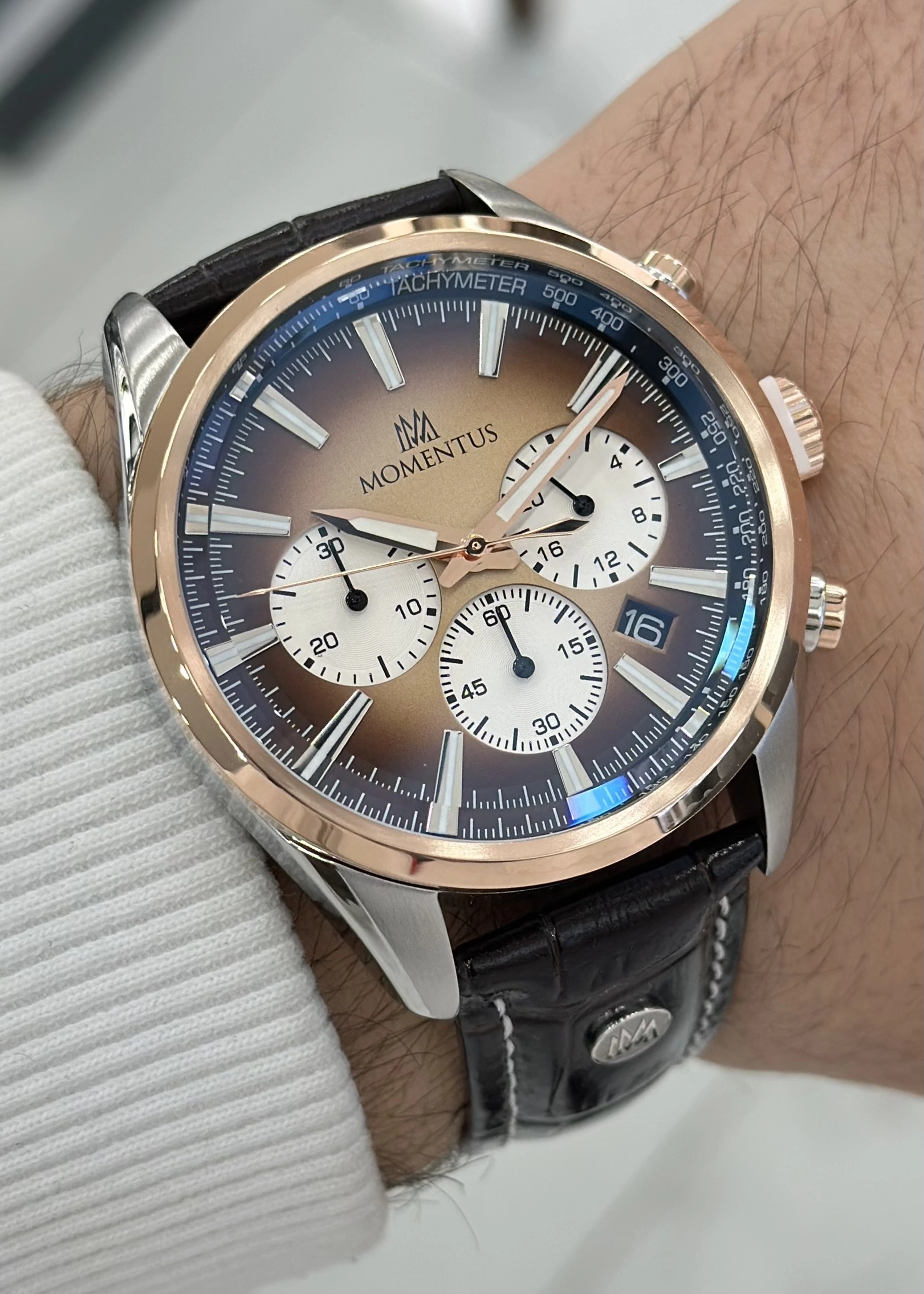 Momentus Orijinal Kahverengi Deri Kordon 10ATM Su Geçirmezlik Erkek Kol Saati ILKCC306T-12KR