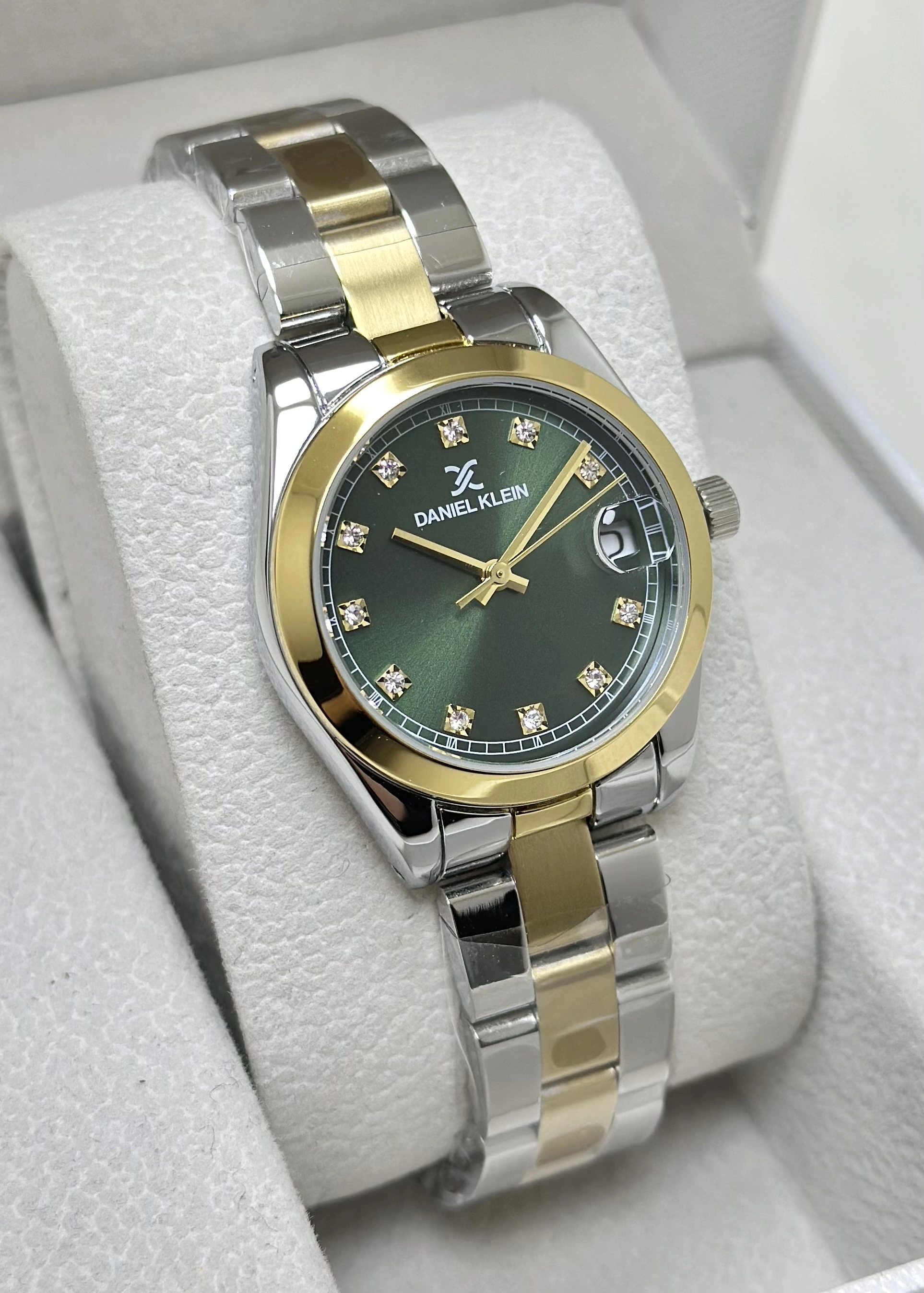 Daniel Klein Orijinal Yeşil Katran Su Geçirmez Metak Kordon Kadın Kol Saati ILK245.32