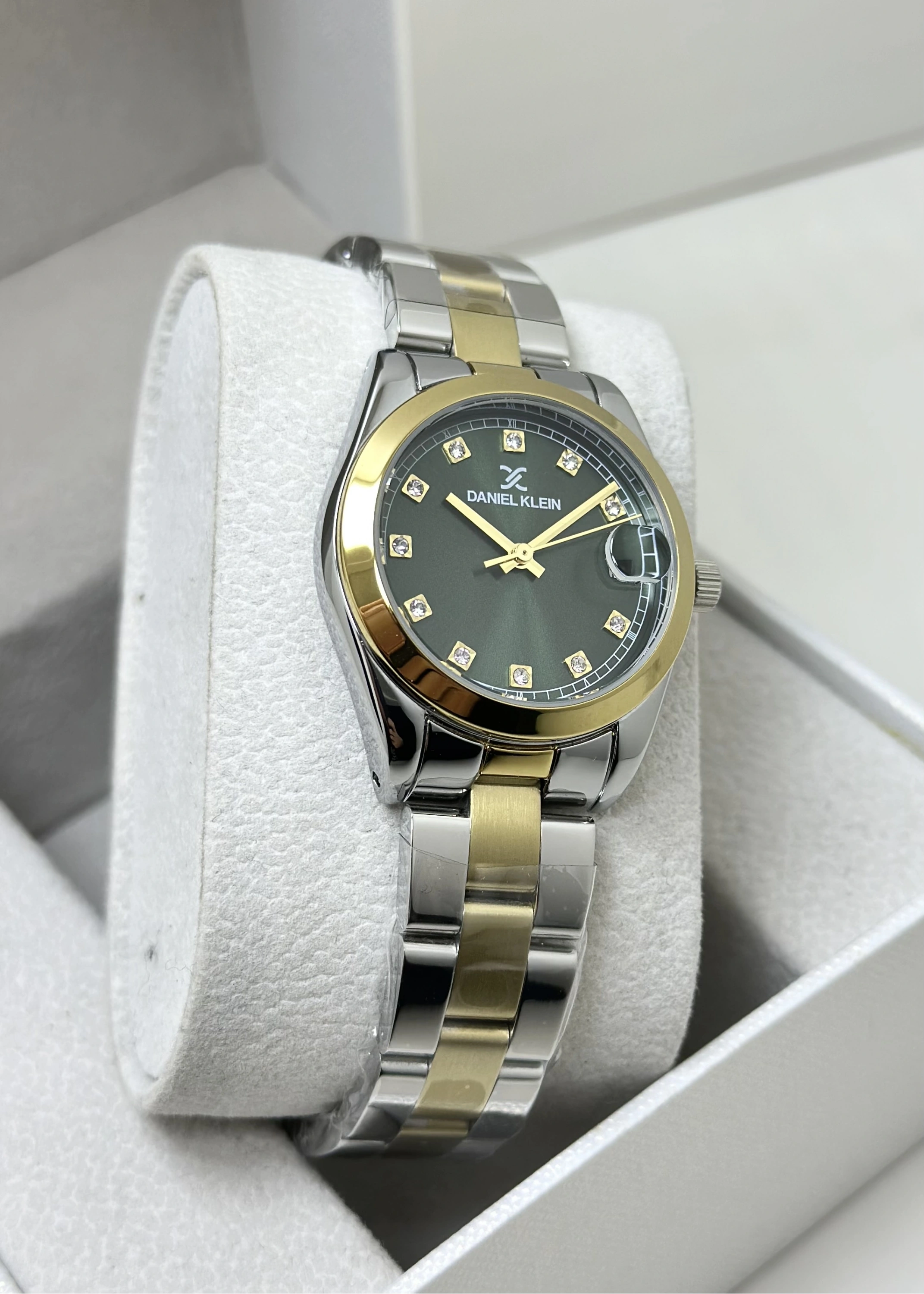 Daniel Klein Orijinal Yeşil Katran Su Geçirmez Metak Kordon Kadın Kol Saati ILK245.32