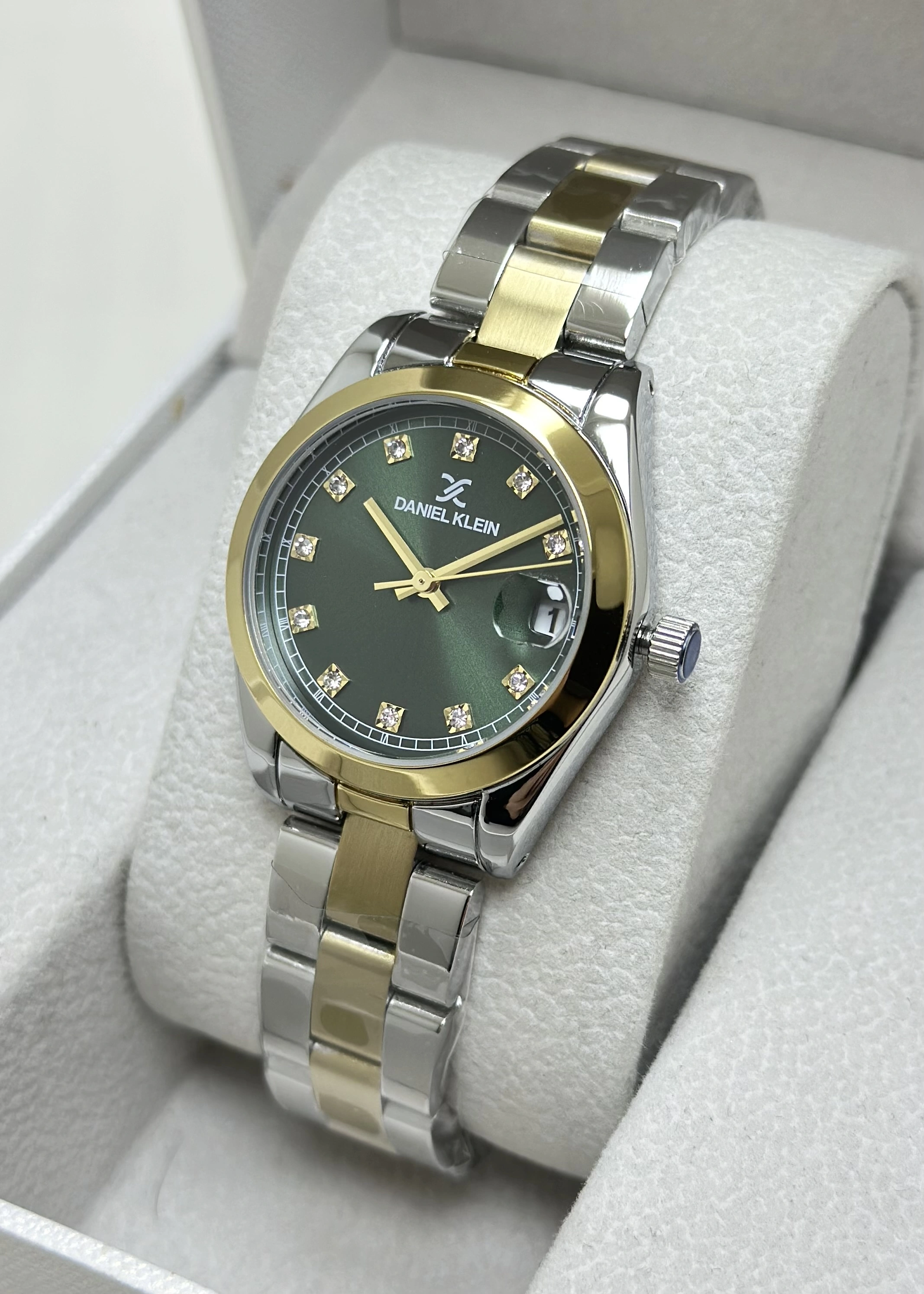 Daniel Klein Orijinal Yeşil Katran Su Geçirmez Metak Kordon Kadın Kol Saati ILK245.32