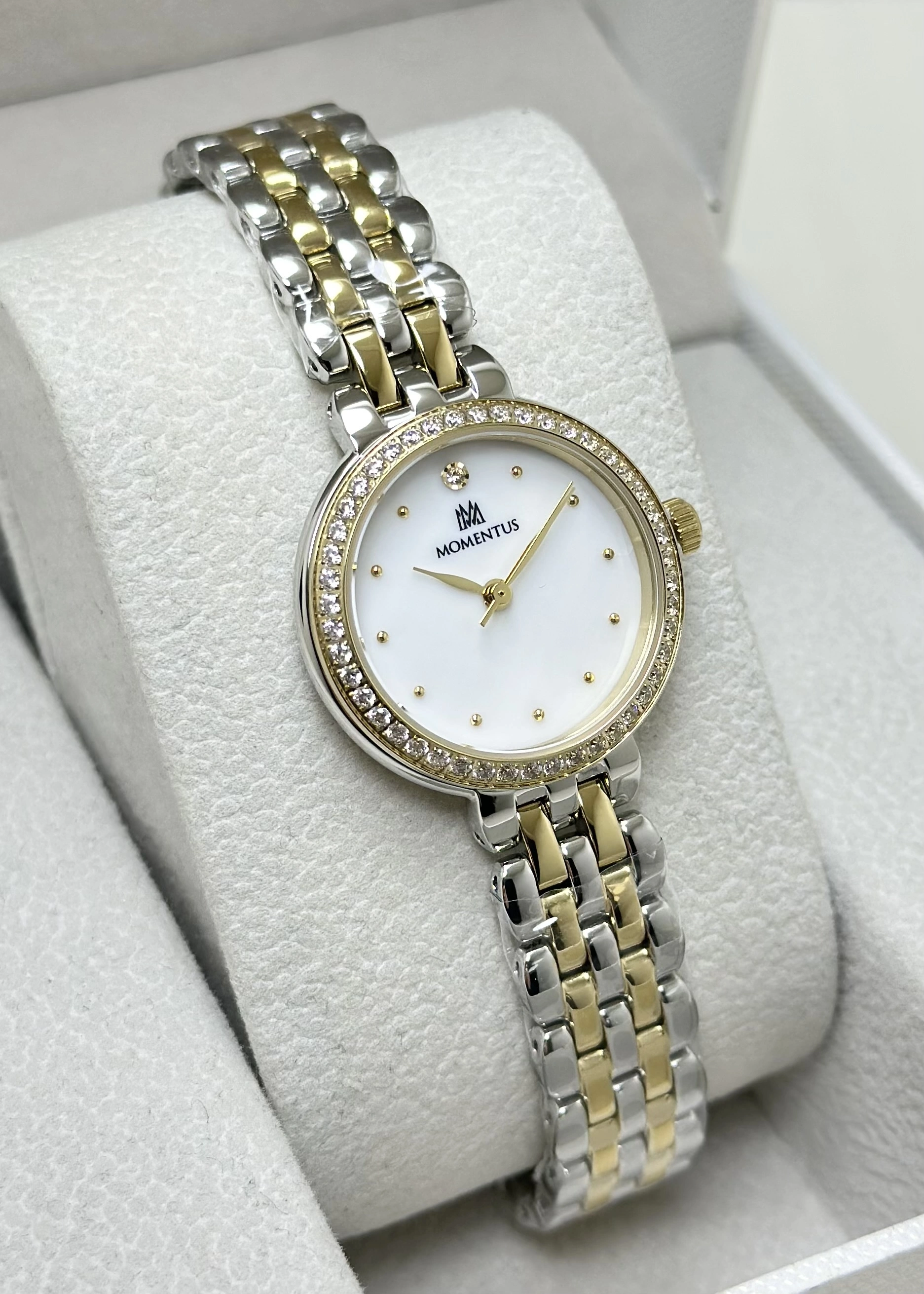 Momentus Orijinal 2 Yıl Garantili Çelik Kordon Su Geçirmez Kadın Kol Saati ILKSW298T-09SG