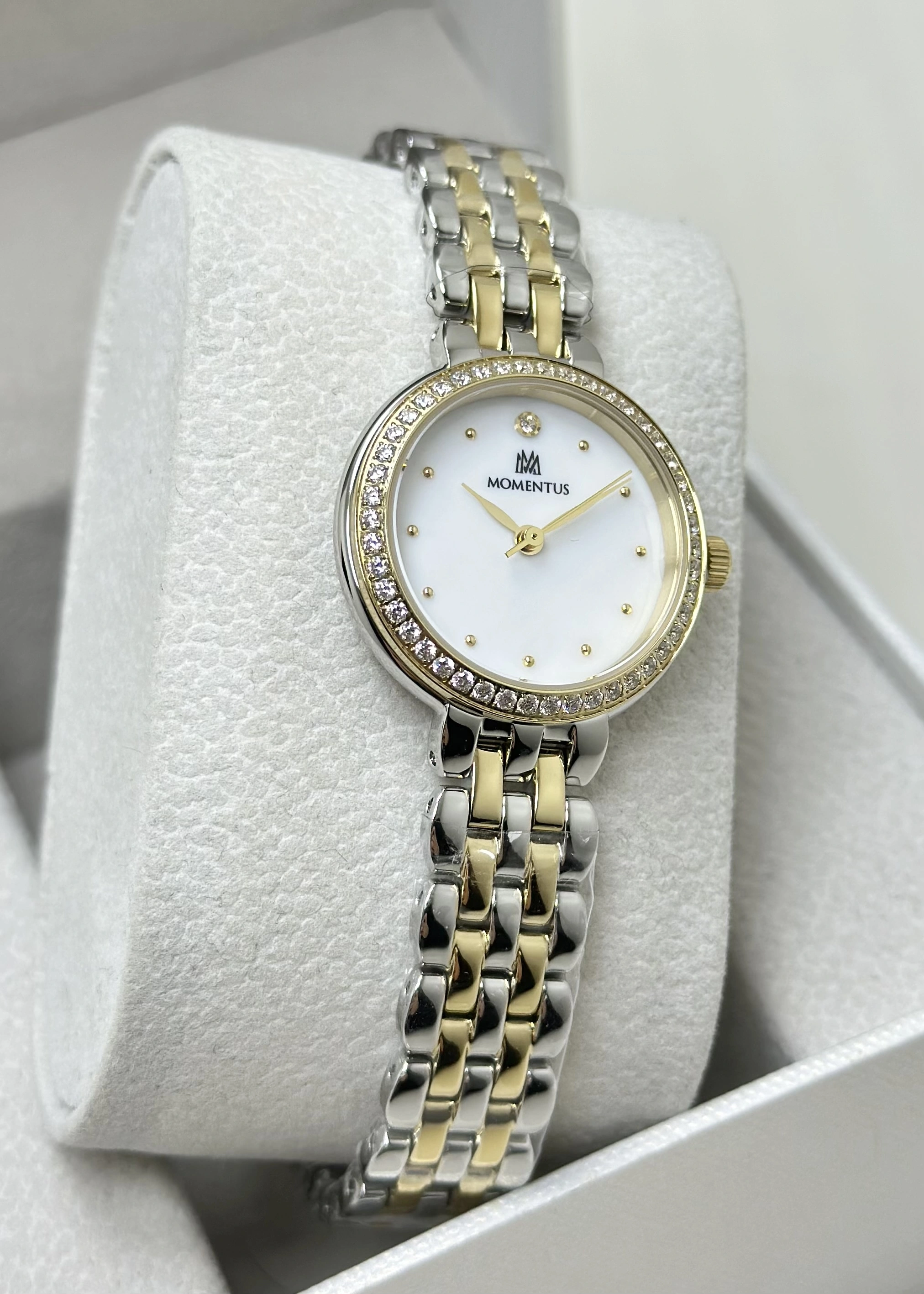 Momentus Orijinal 2 Yıl Garantili Çelik Kordon Su Geçirmez Kadın Kol Saati ILKSW298T-09SG