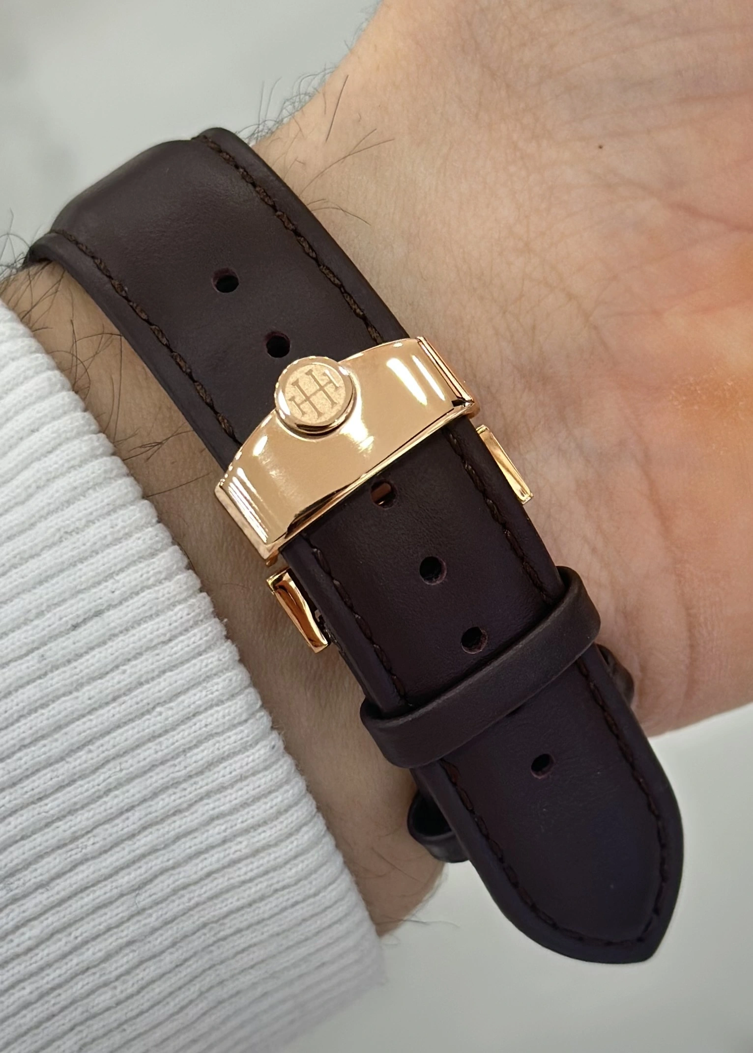 Hislon Orijinal Deri Kordon Su Geçirmez Erkek Kol Saati ILKMS100R-02KR