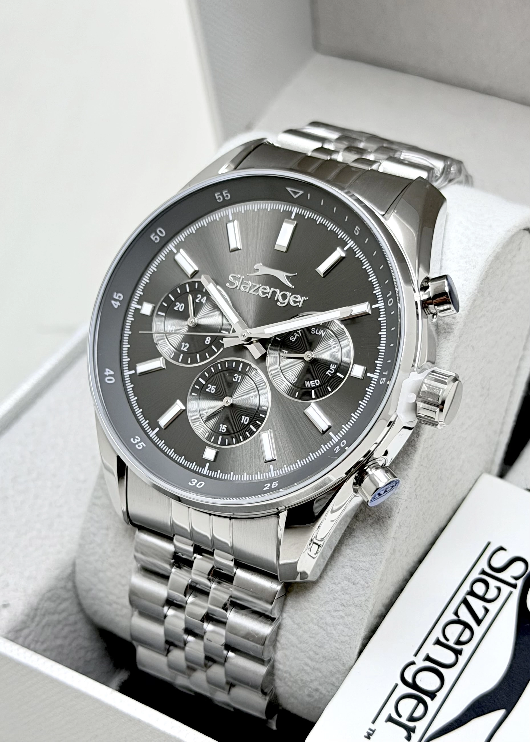 Slazenger Orijinal Fonksiyonlu Gri Kadran Çelik Kordon Fonksiyonlu Erkek Kol Saati