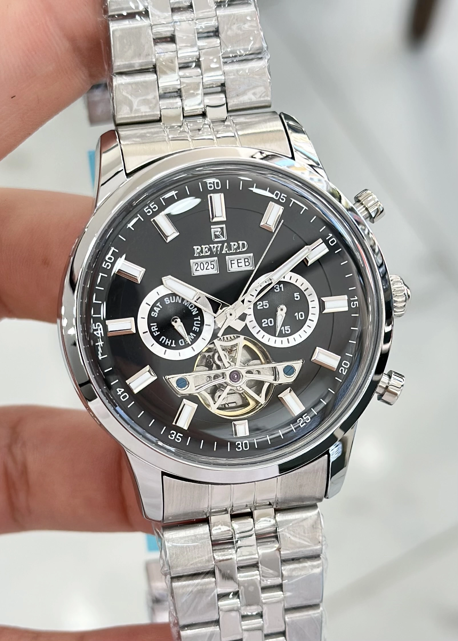 Reward Çelik Kordon Fonksiyonlu Siyah Katran Otomatik Erkek Kol Saati ILK.42