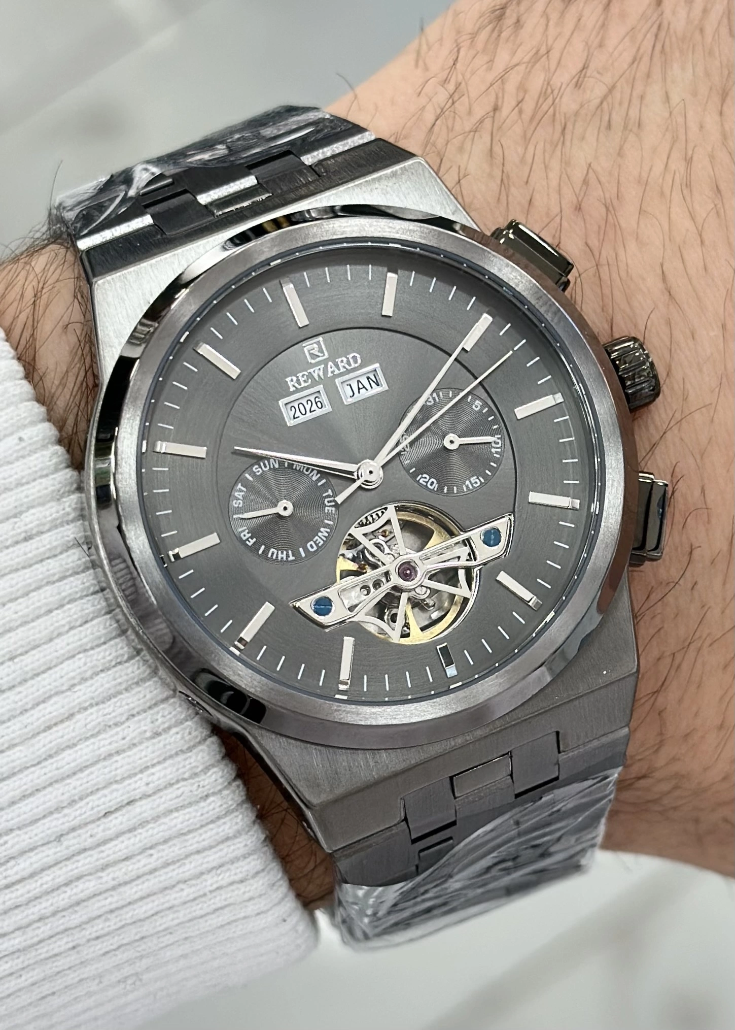 Reward Çelik Kordon Fonksiyonlu Siyah kadran Su Geçirmez Orijinal 2 Yıl Garantili Erkek Kol Saati ILK.97