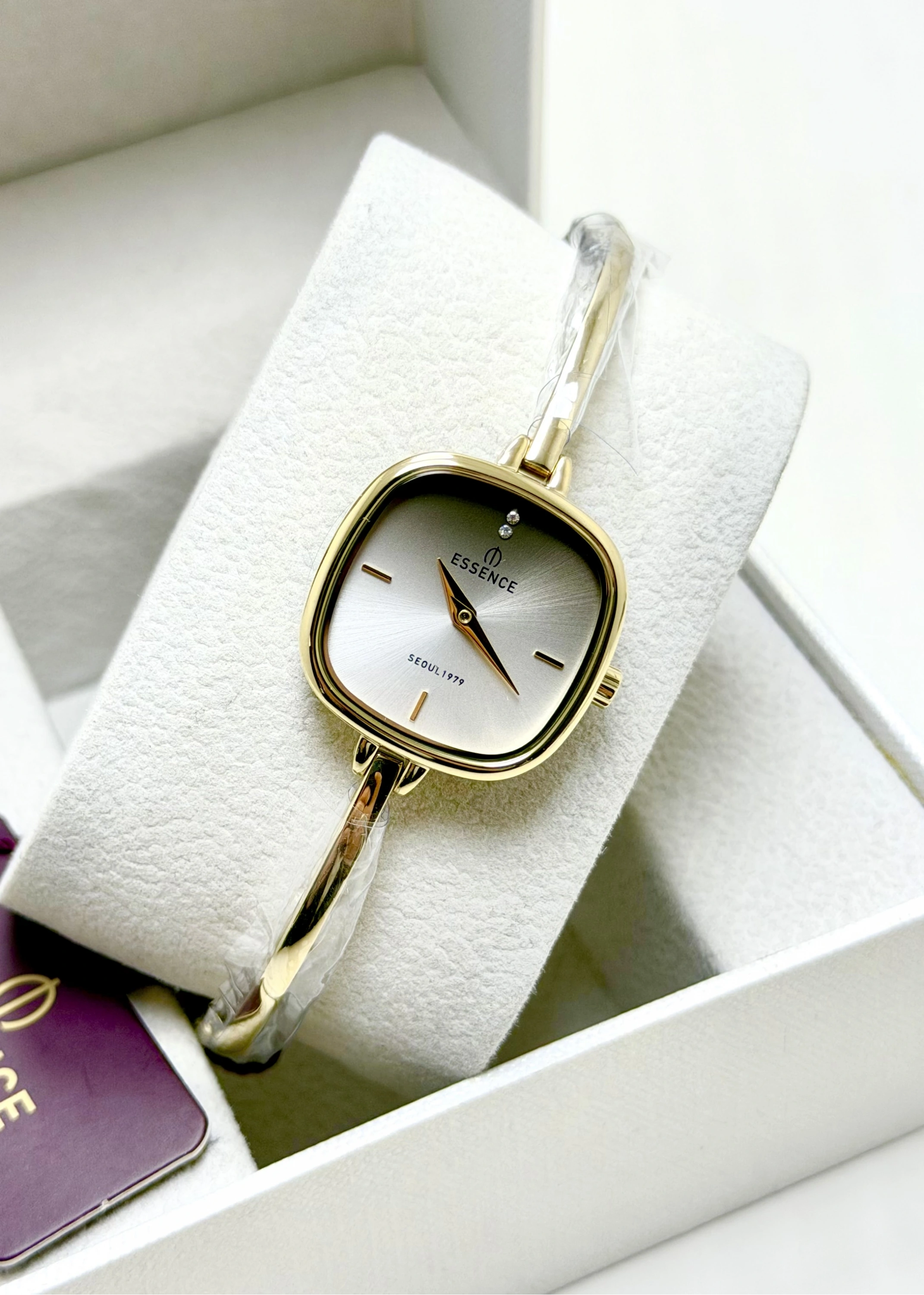 Essence D1222.140 Kadın Kol Saati