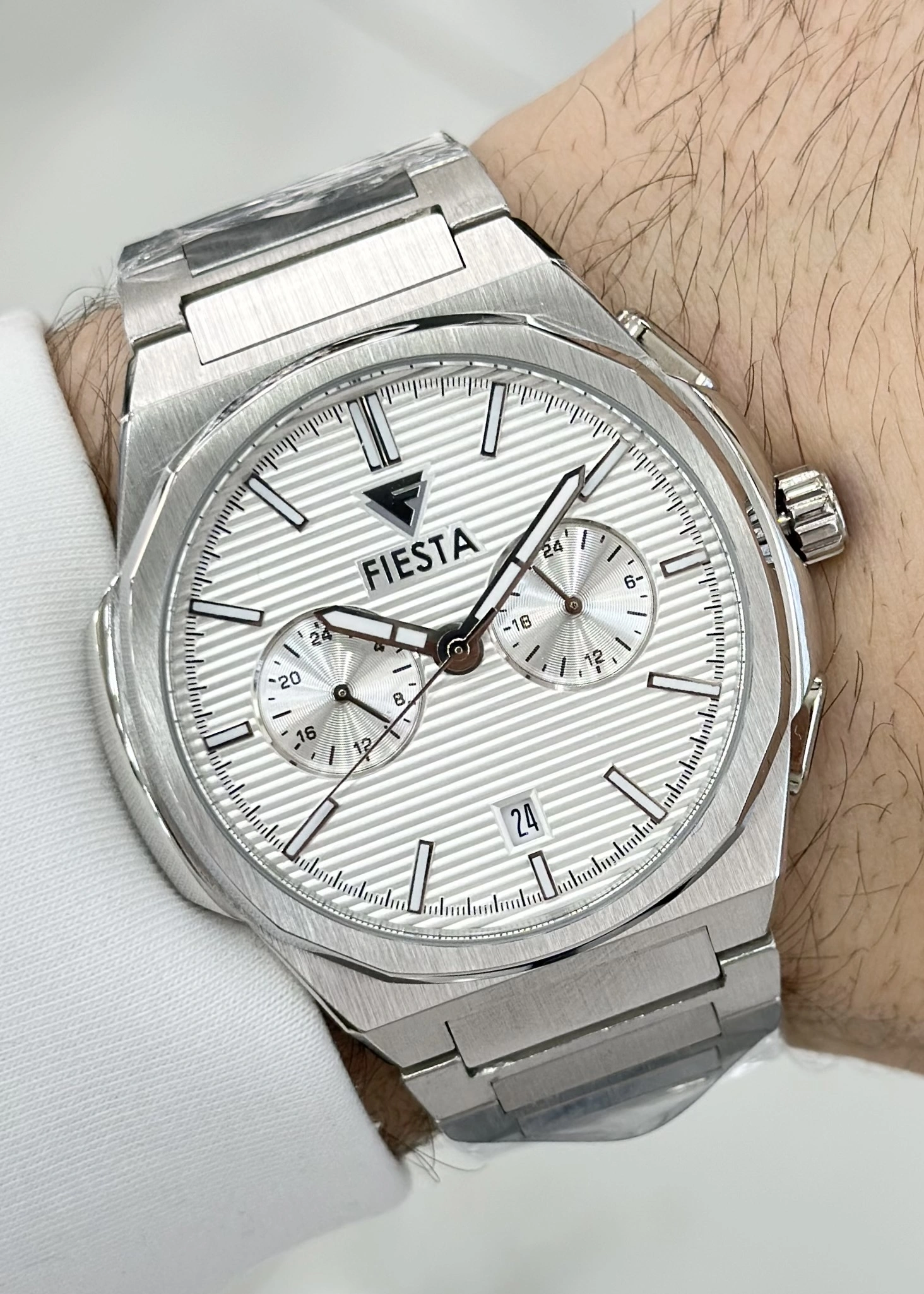 FİESTA FONKSİYONLU BEYAZ KADRAN DAMAT SAATİ ÇELİK ORJİNAL 2 YIL GRANTİLİ SU GEÇİRMEZ RENK ATMAZ ERKEK KOL SAATİ