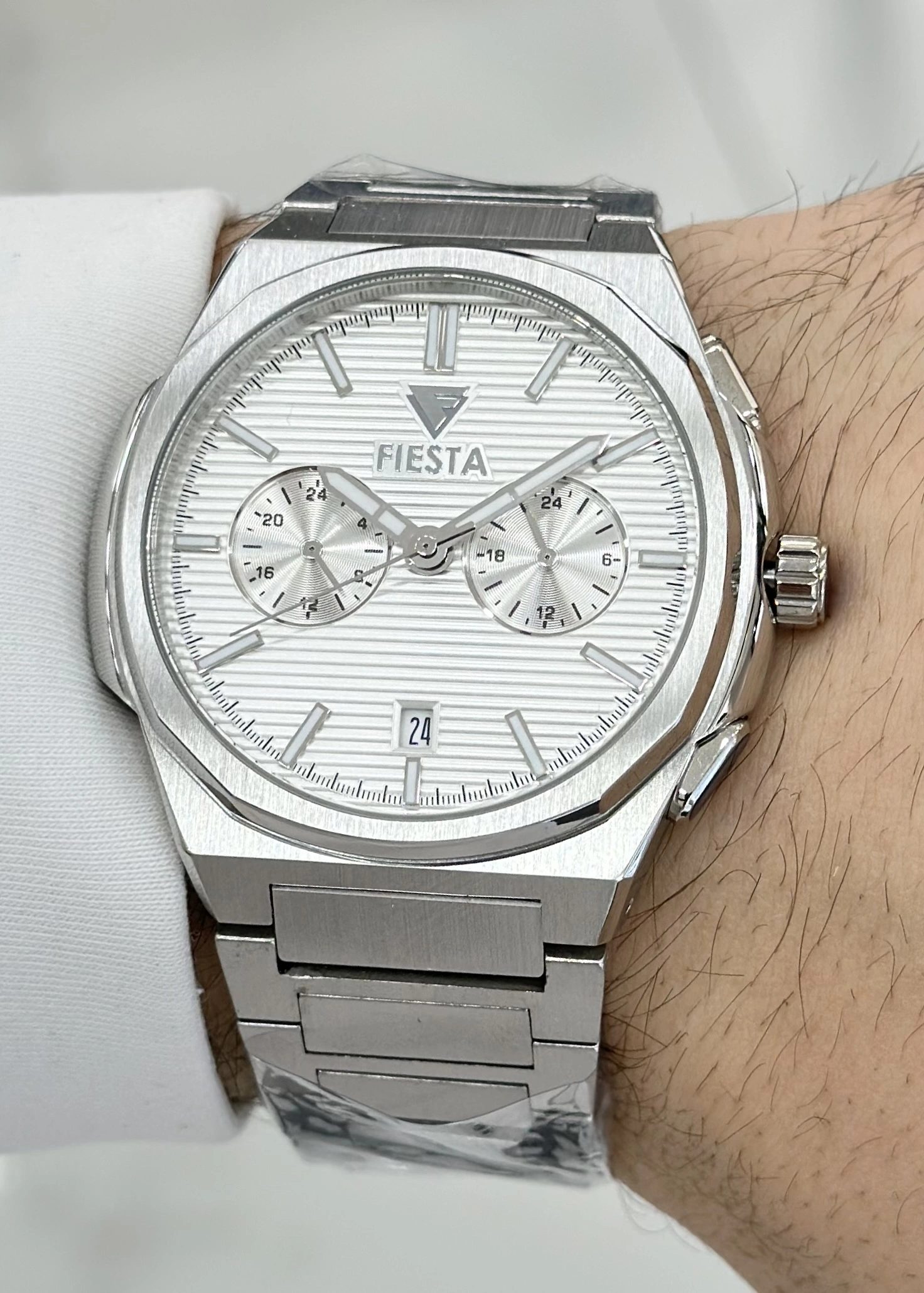 FİESTA FONKSİYONLU BEYAZ KADRAN DAMAT SAATİ ÇELİK ORJİNAL 2 YIL GRANTİLİ SU GEÇİRMEZ RENK ATMAZ ERKEK KOL SAATİ