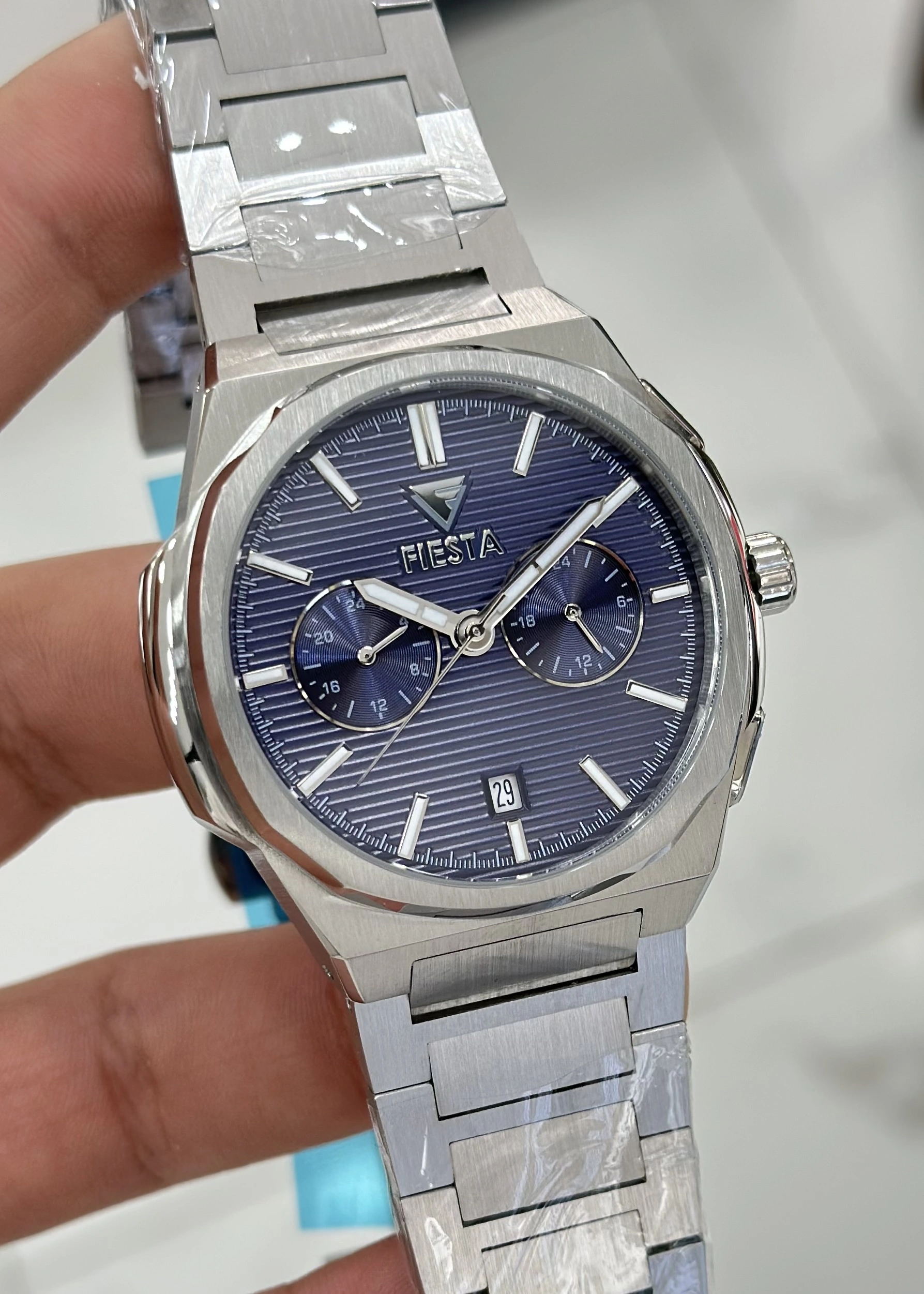 FİESTA FONKSİYONLU LACİVERT KADRAN DAMAT SAATİ ÇELİK ORJİNAL 2 YIL GRANTİLİ SU GEÇİRMEZ RENK ATMAZ ERKEK KOL SAATİ