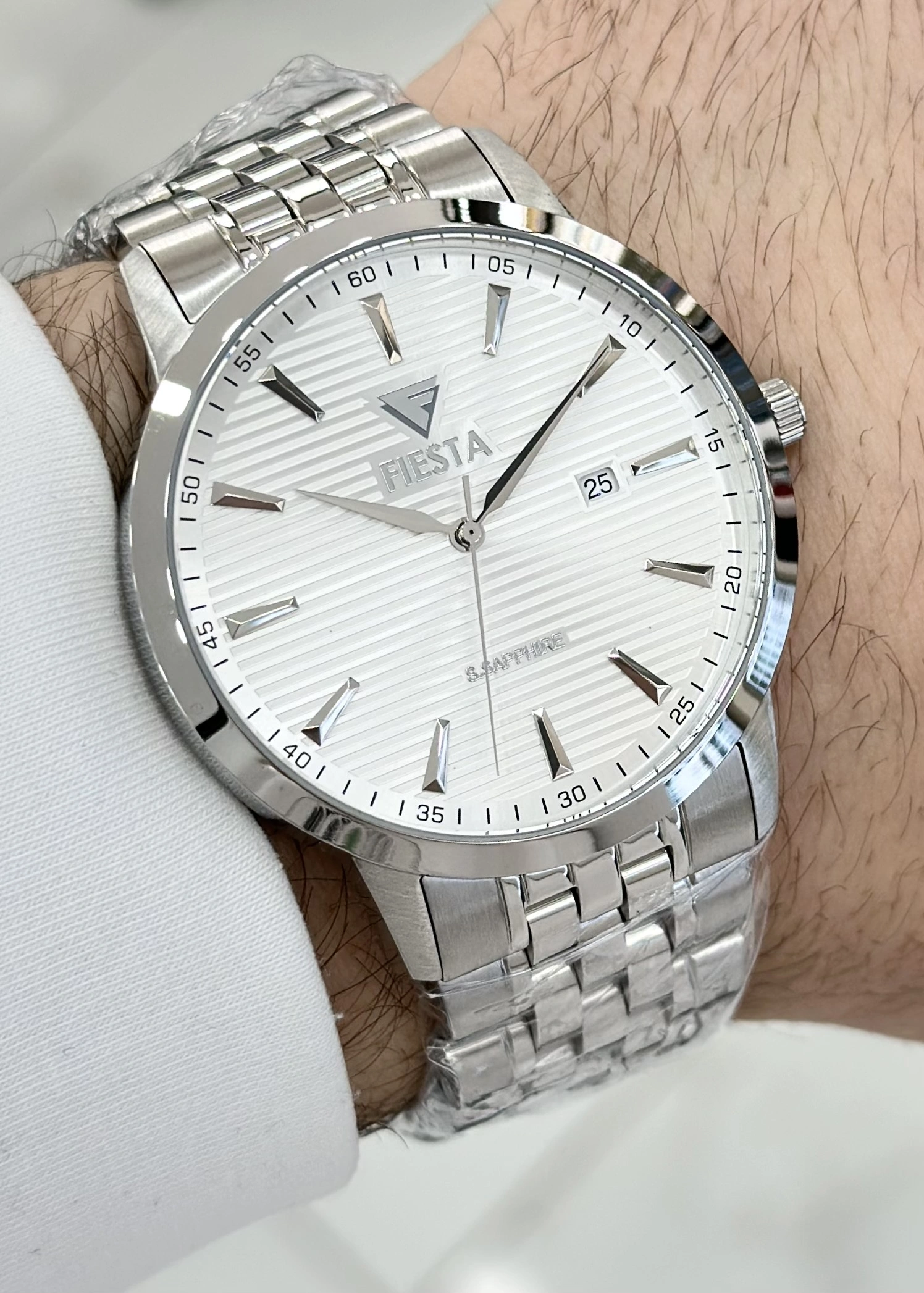 HEDİYELİK FİESTA ÇELİK KORDON SU GEÇİRMEZ RENK ATMAZ BEYAZ KADRAN ORJİNAL 2 YIL GARANTİLİ ERKEK KOL SAATİ