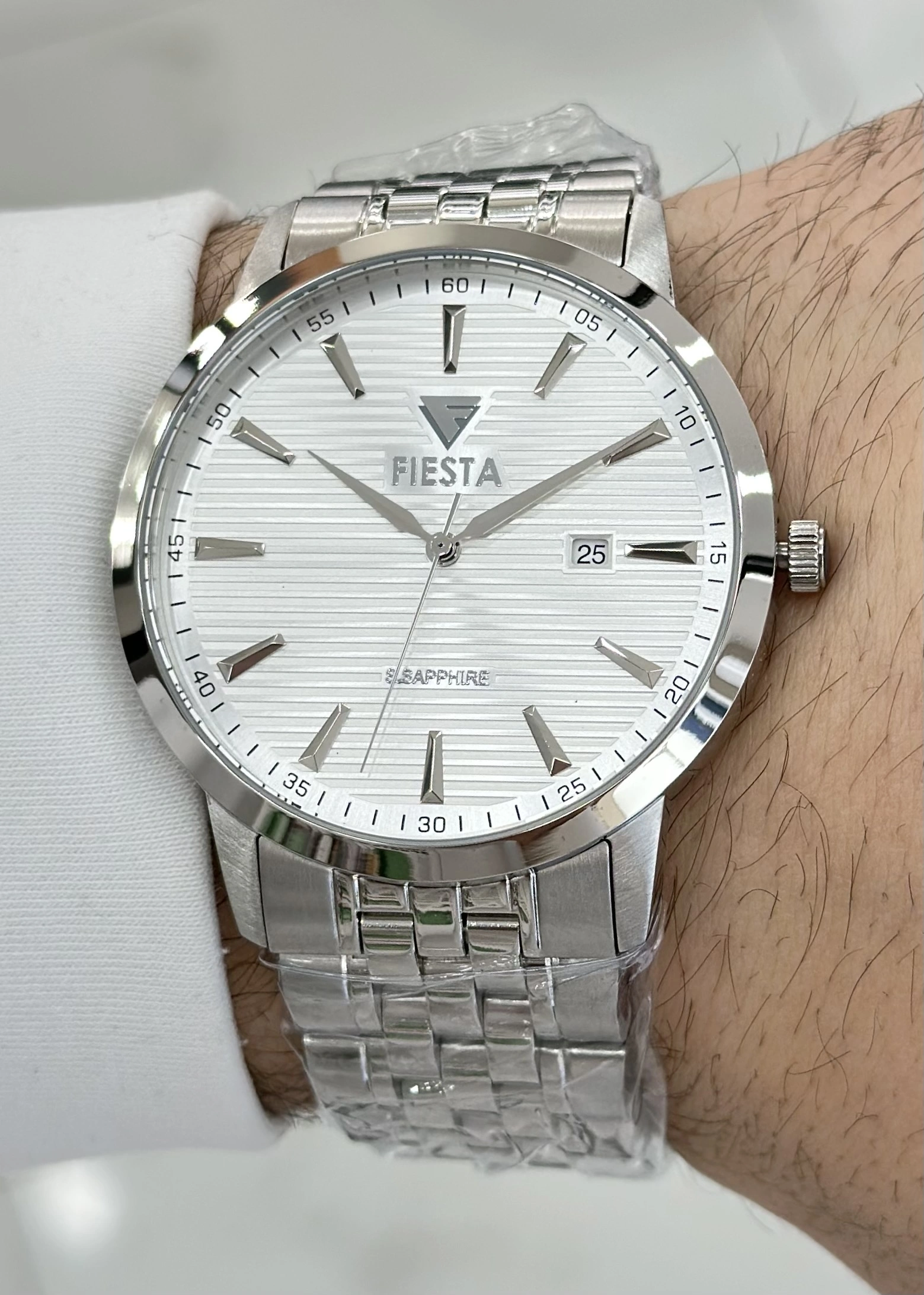 HEDİYELİK FİESTA ÇELİK KORDON SU GEÇİRMEZ RENK ATMAZ BEYAZ KADRAN ORJİNAL 2 YIL GARANTİLİ ERKEK KOL SAATİ