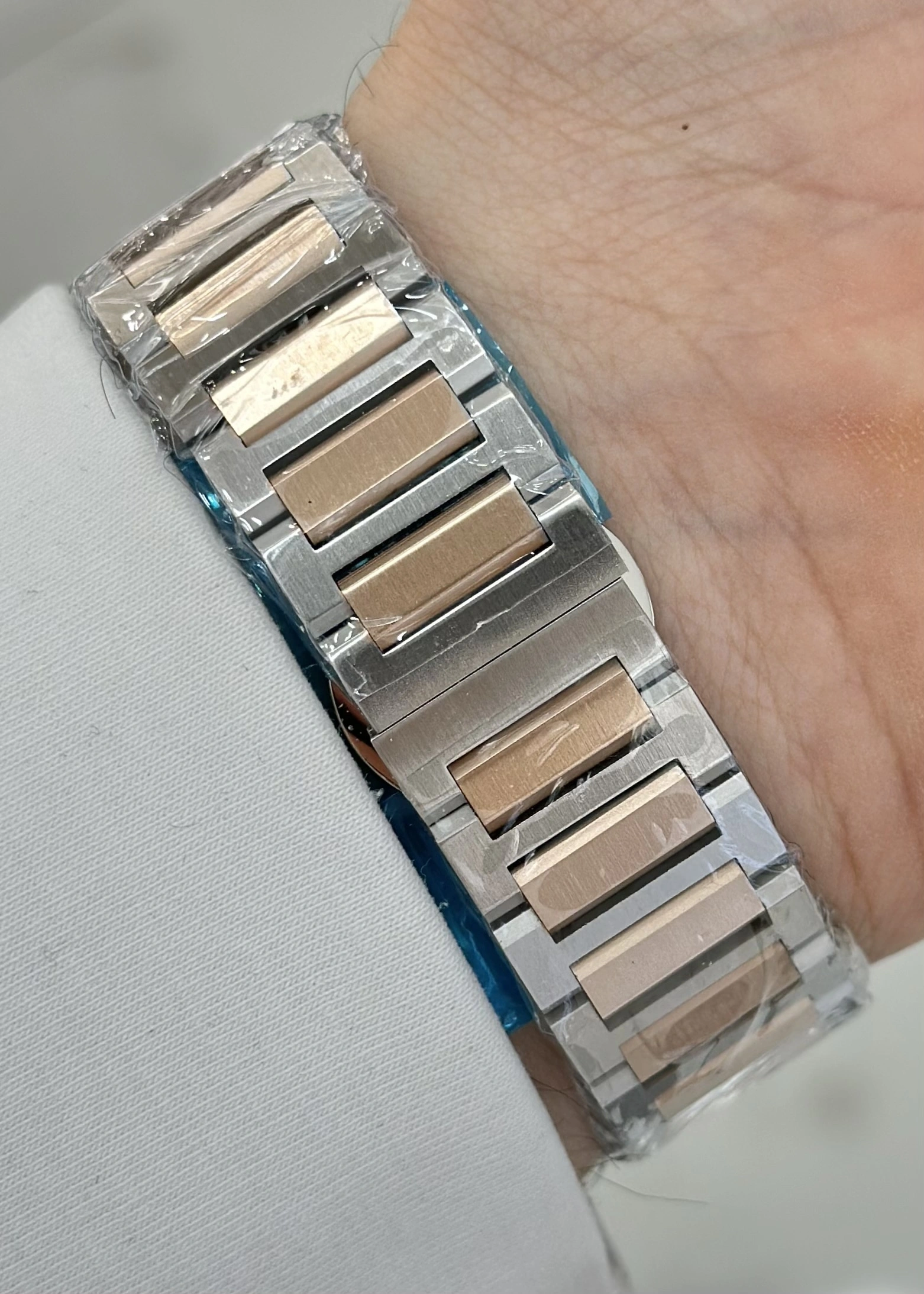 FİESTA FONKSİYONLU ÇELİK KORDON SİYAH KADRAN ORJİNAL 2 YIL GARANTİLİ SU GEÇİRMEZ HEDİYELİK ERKEK KOL SAATİ