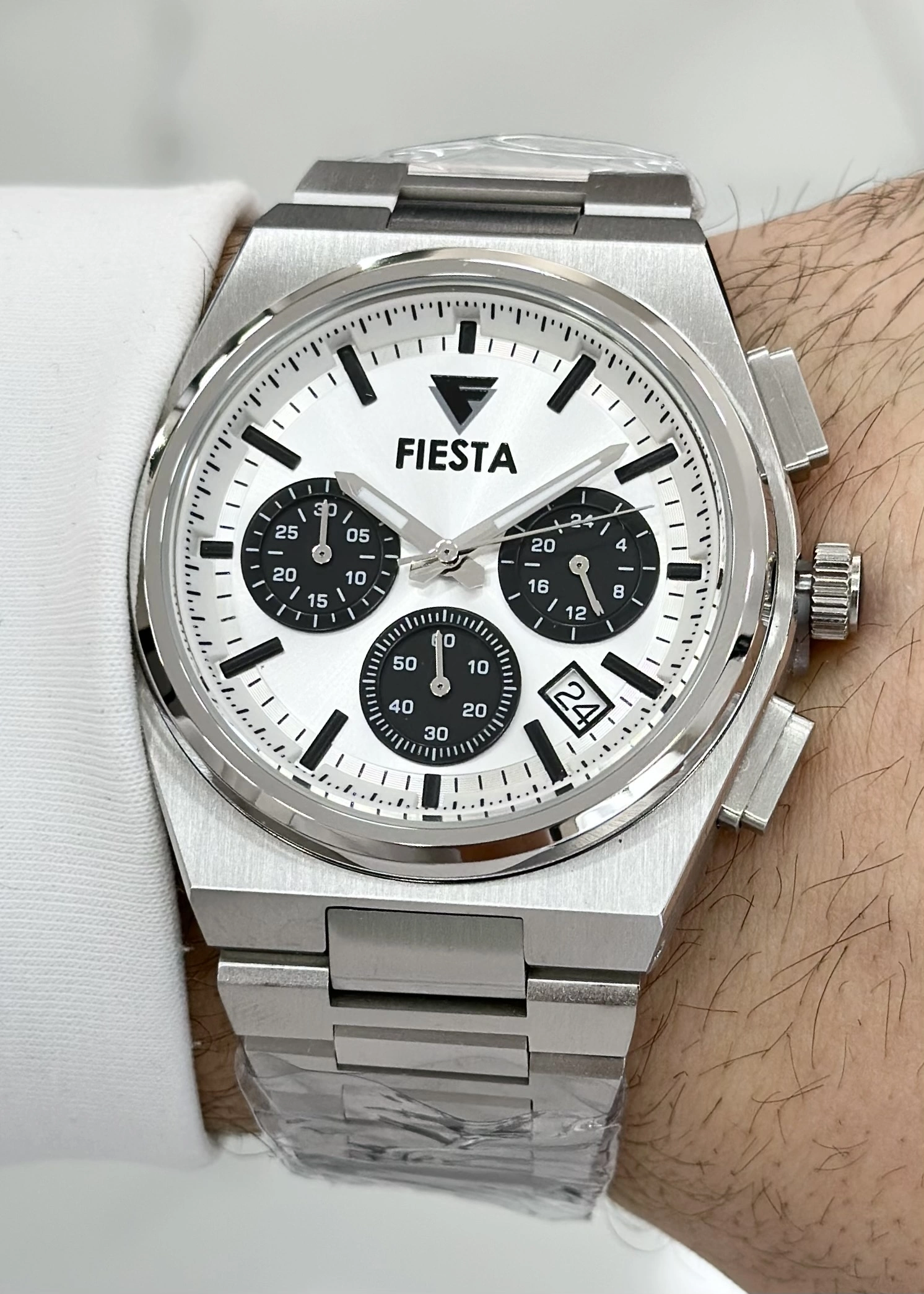 FİESTA FONKSİYONLU ÇELİK KORDON BEYAZ KADRAN ORJİNAL 2 YIL GARANTİLİ SU GEÇİRMEZ HEDİYELİK ERKEK KOL SAATİ