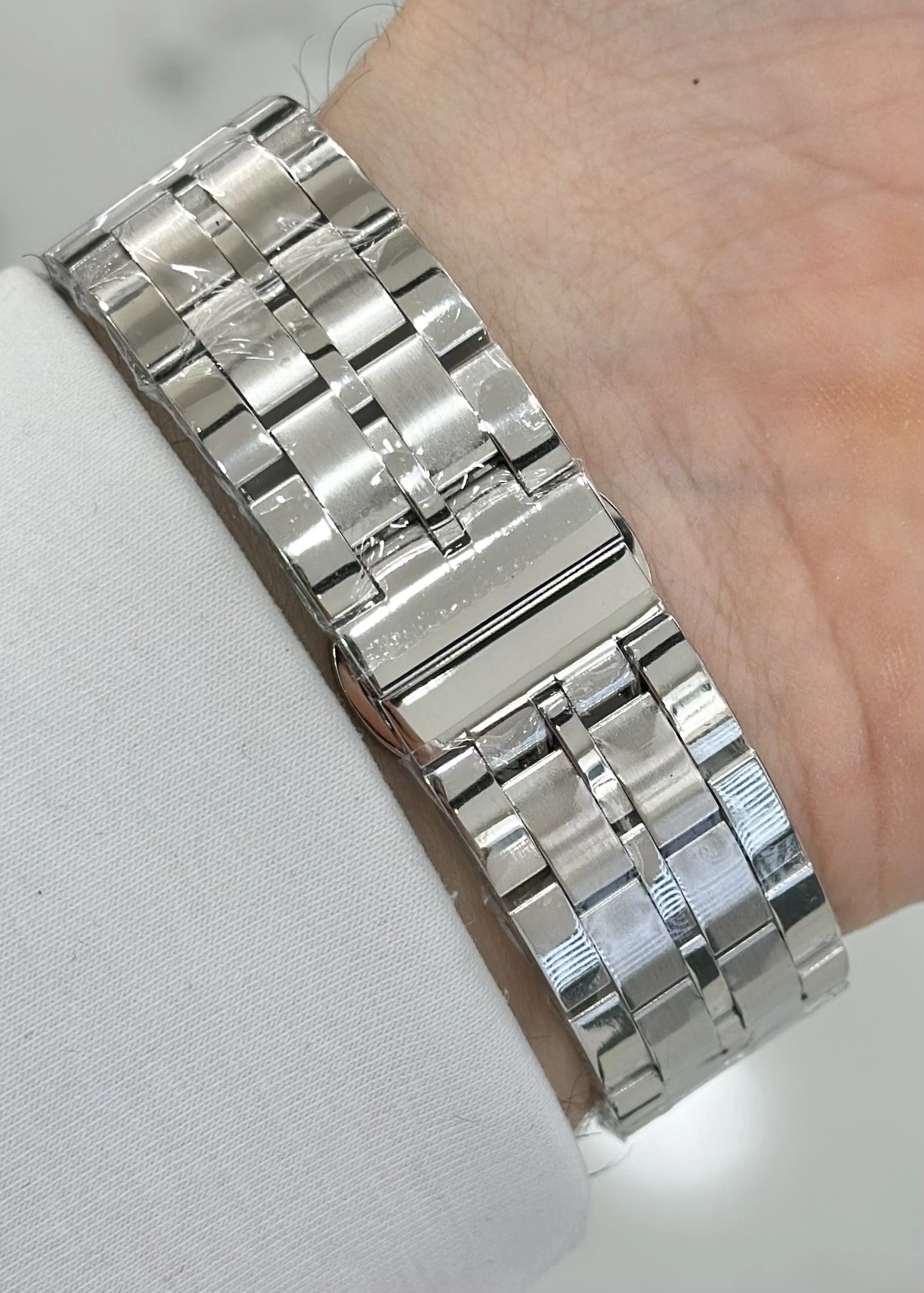 FİESTA ORJİNAL 2 YIL GARANTİLİ ÇELİK KORDON RENK ATMAZ BEYAZ KADRANLI RAKAMLI HEDİYELİK ERKEK KOL SAATİ