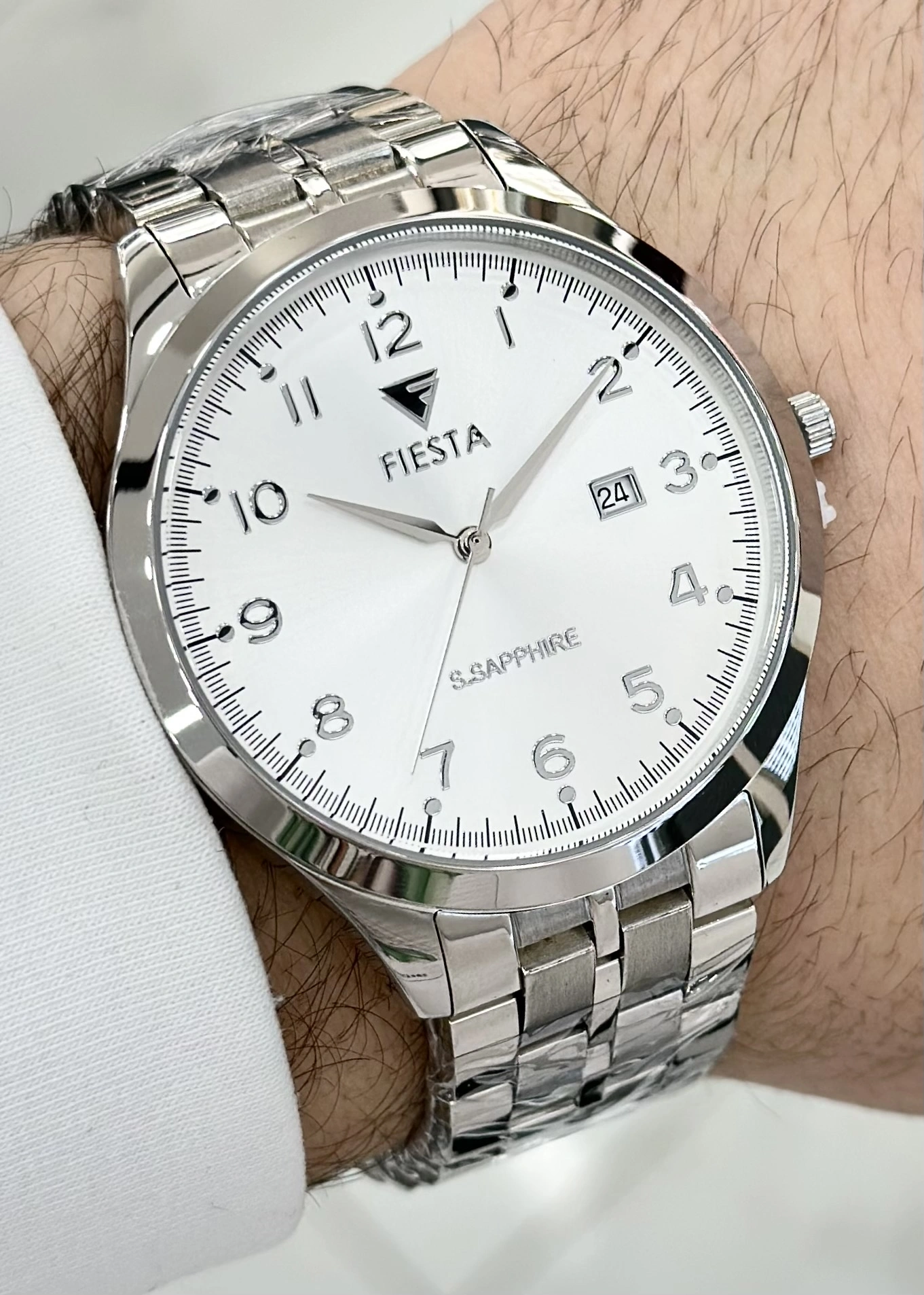 FİESTA ORJİNAL 2 YIL GARANTİLİ ÇELİK KORDON RENK ATMAZ BEYAZ KADRANLI RAKAMLI HEDİYELİK ERKEK KOL SAATİ