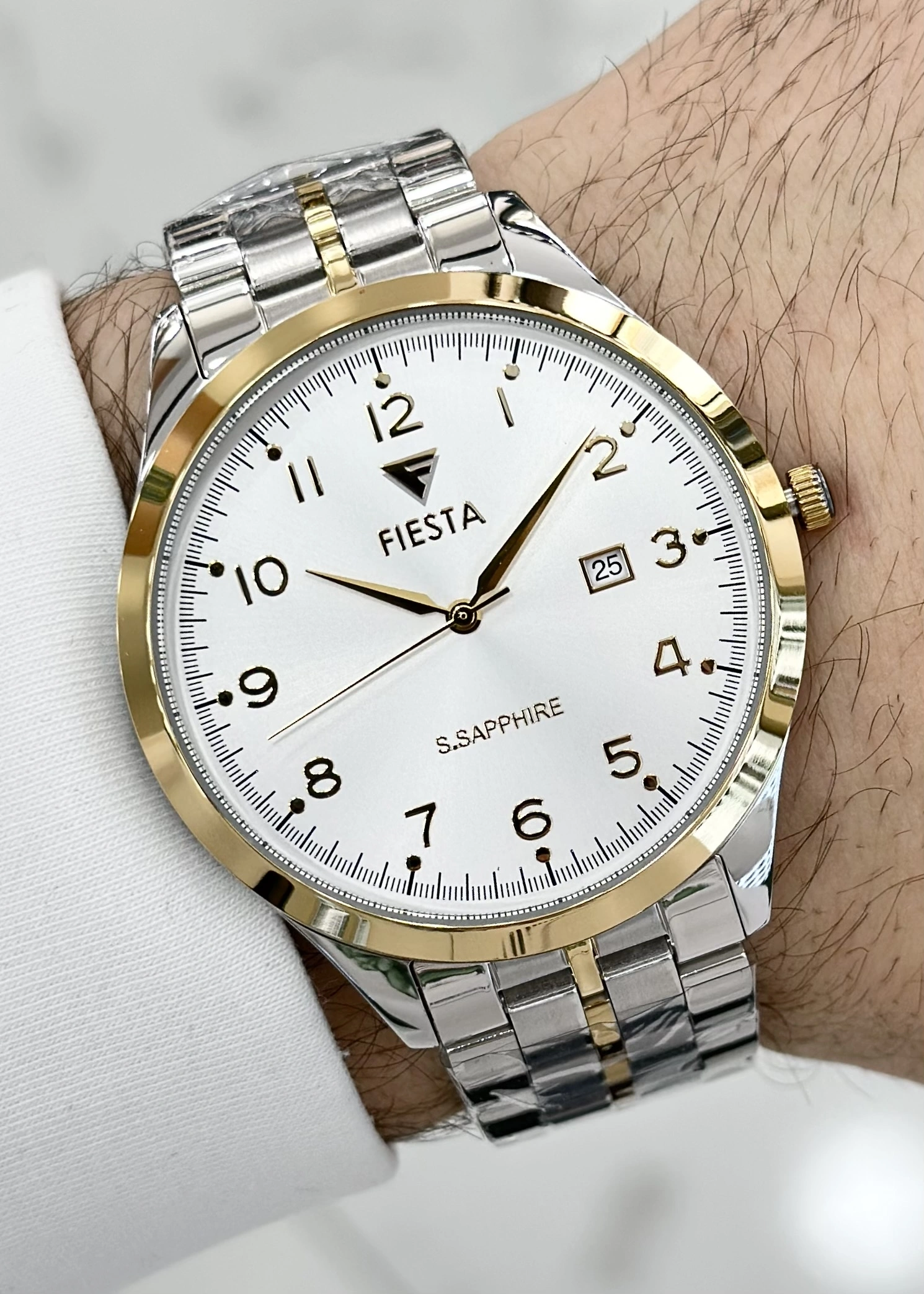 FİESTA ORJİNAL 2 YIL GARANTİLİ ÇELİK KORDON RENK ATMAZ BEYAZ KADRANLI RAKAMLI HEDİYELİK ERKEK KOL SAATİ