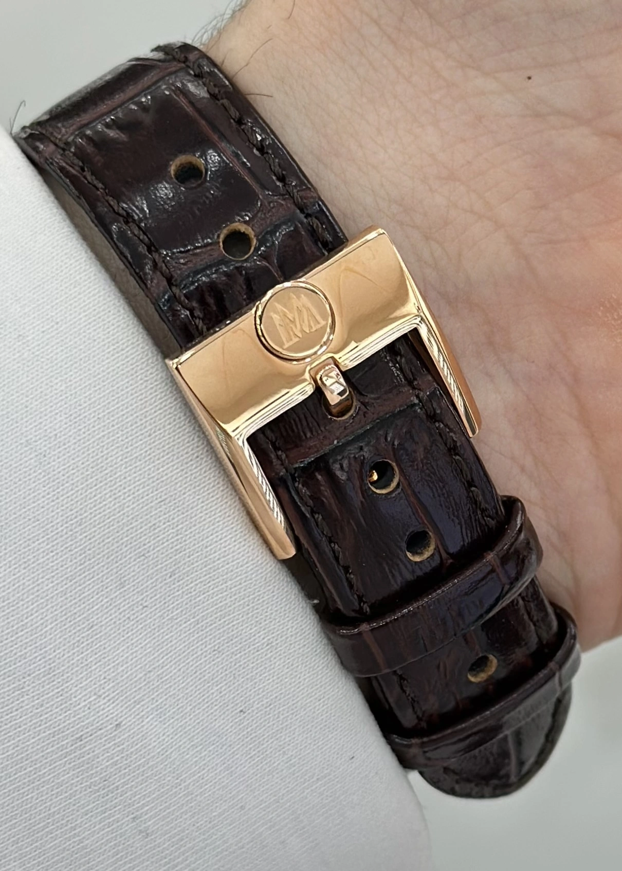 Momentus Orijinal Deri Kordon Su Geçirmez Erkek Kol Saati ILKEM349R-15KR