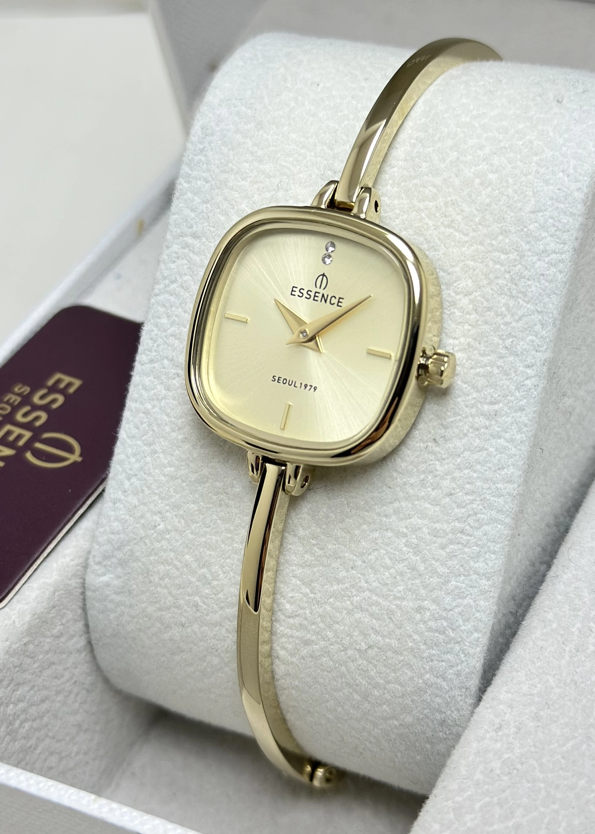 Essence Çelik Kordon Orijinal Su Geçirmez Kare Kadın Kol Saati ILK.110