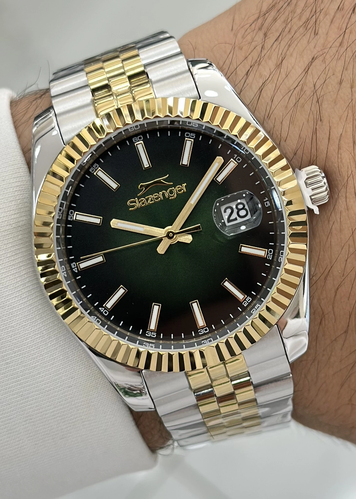 Slazenger Su Geçirmez Orijinal 2 Yıl Garantili Yeşil Katran Çelik Kordon Erkek Kol Saati ILK.50902