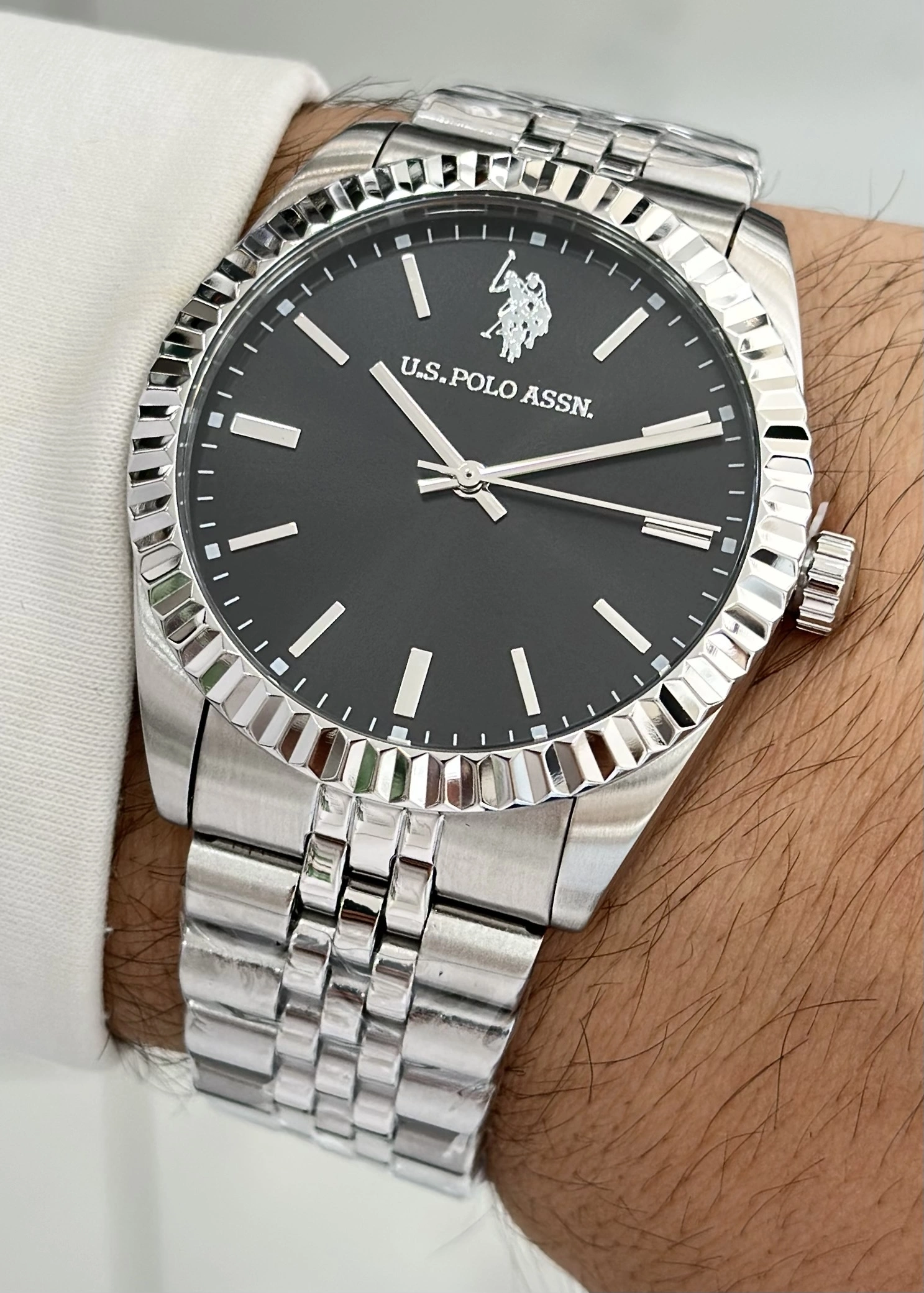 U.S.POLO ASSN Çelik Kordon 5Atm Suya Dayanıklı 2 Yıl Garantili Erkek Kol Saati USPA1111-05