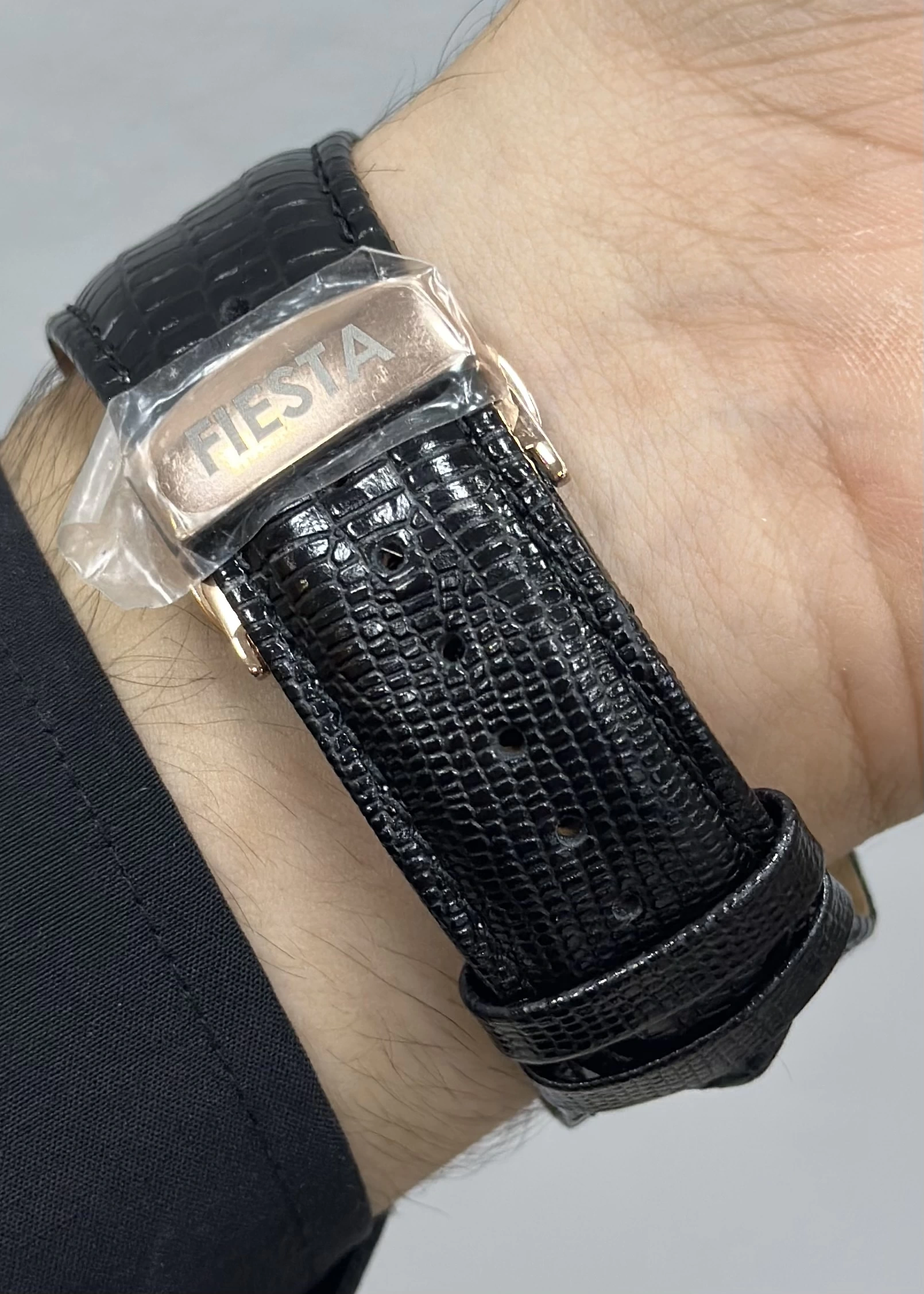 Fiesta Siyah Deri Kordon Erkek Kol Saati Fonksiyonlu