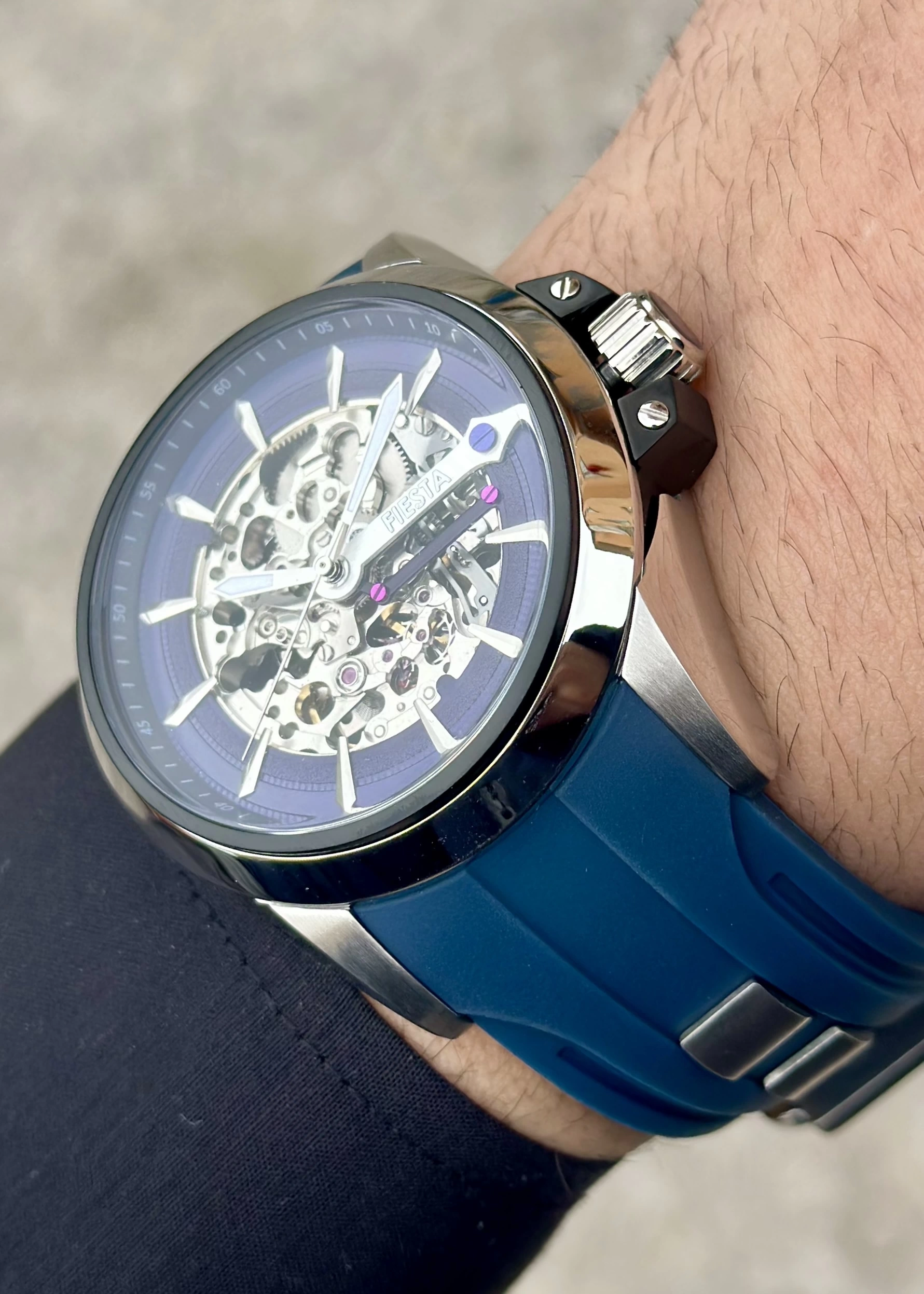 Fiesta Lacivert Silikon Kordon Erkek Kol Saati