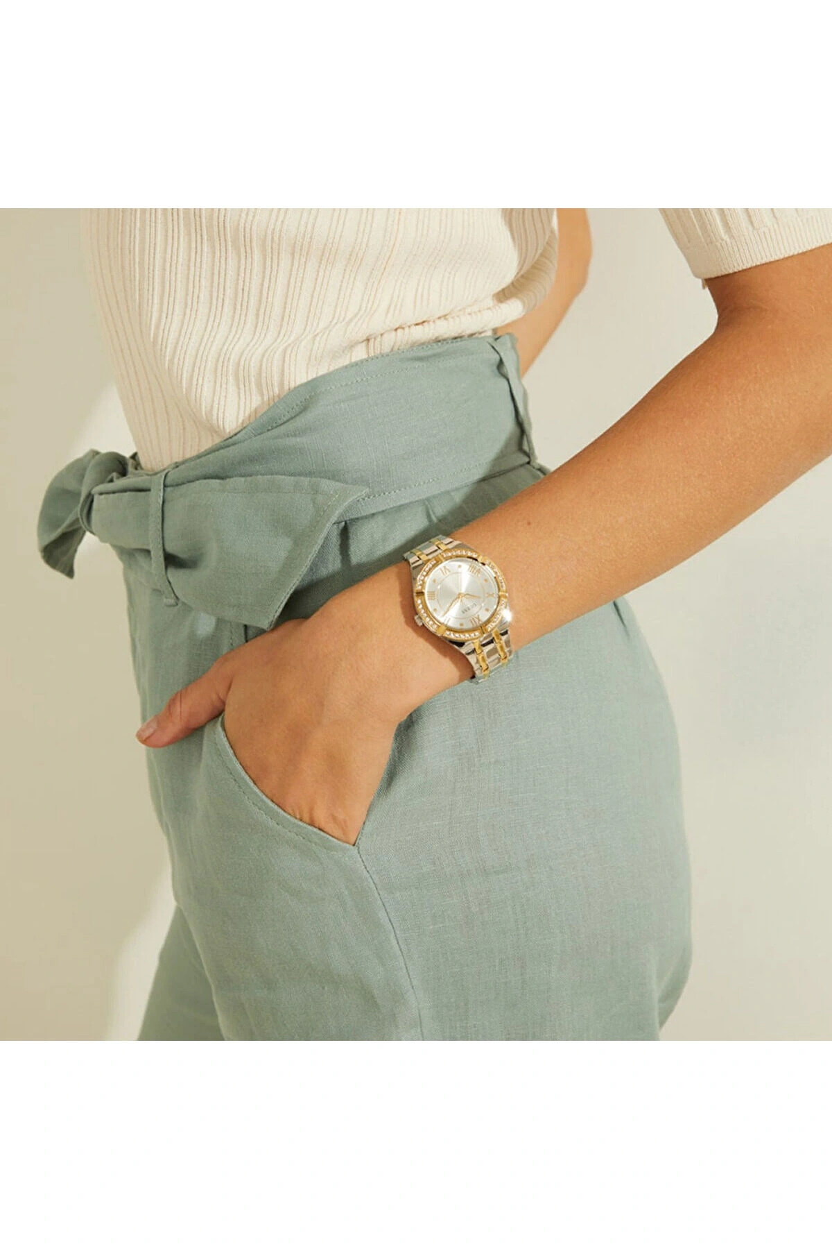 GUGW0033L4 Kadın Kol Saati