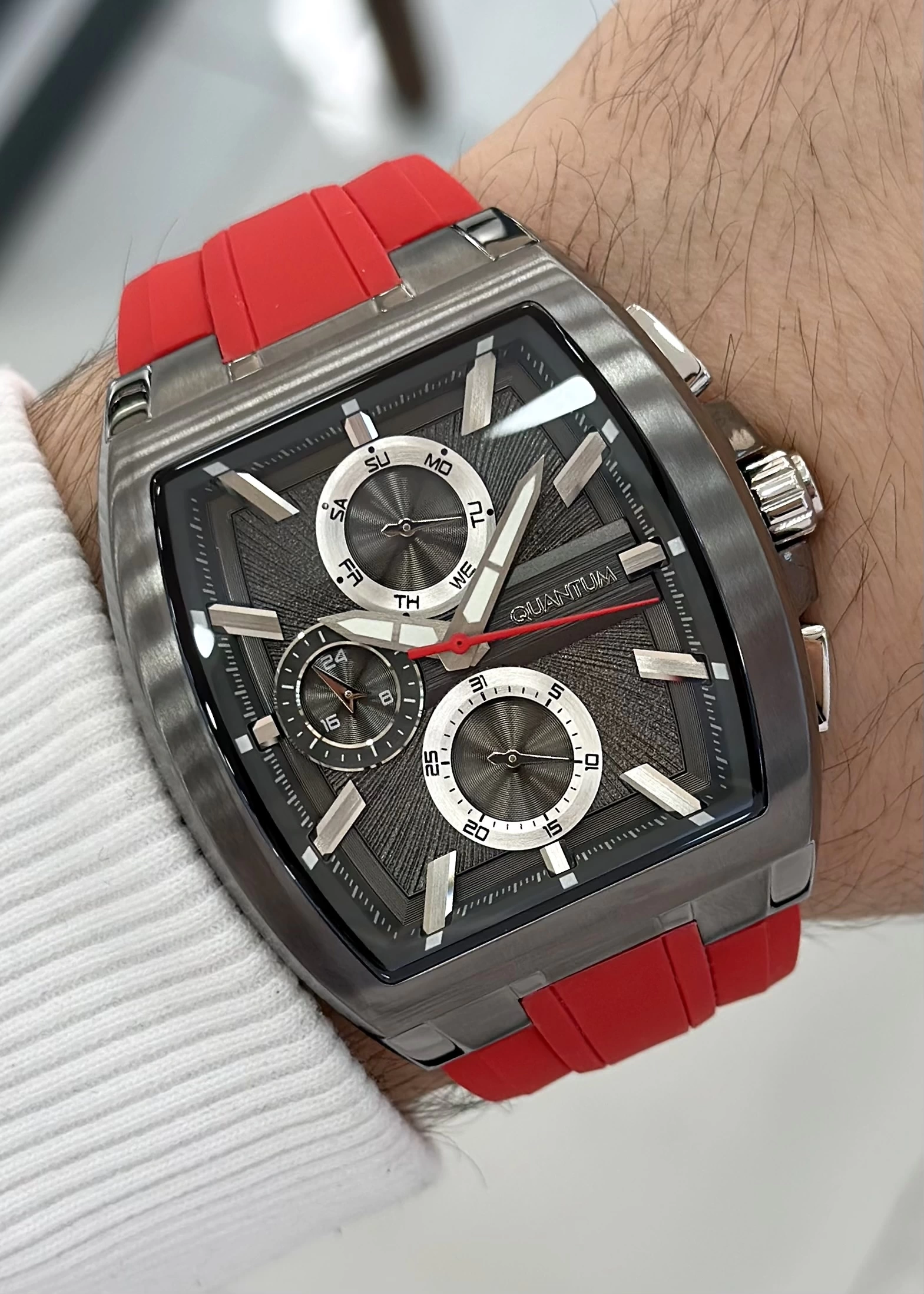 Quantum Marka Kare Kırmızı Erkek Kol Saati