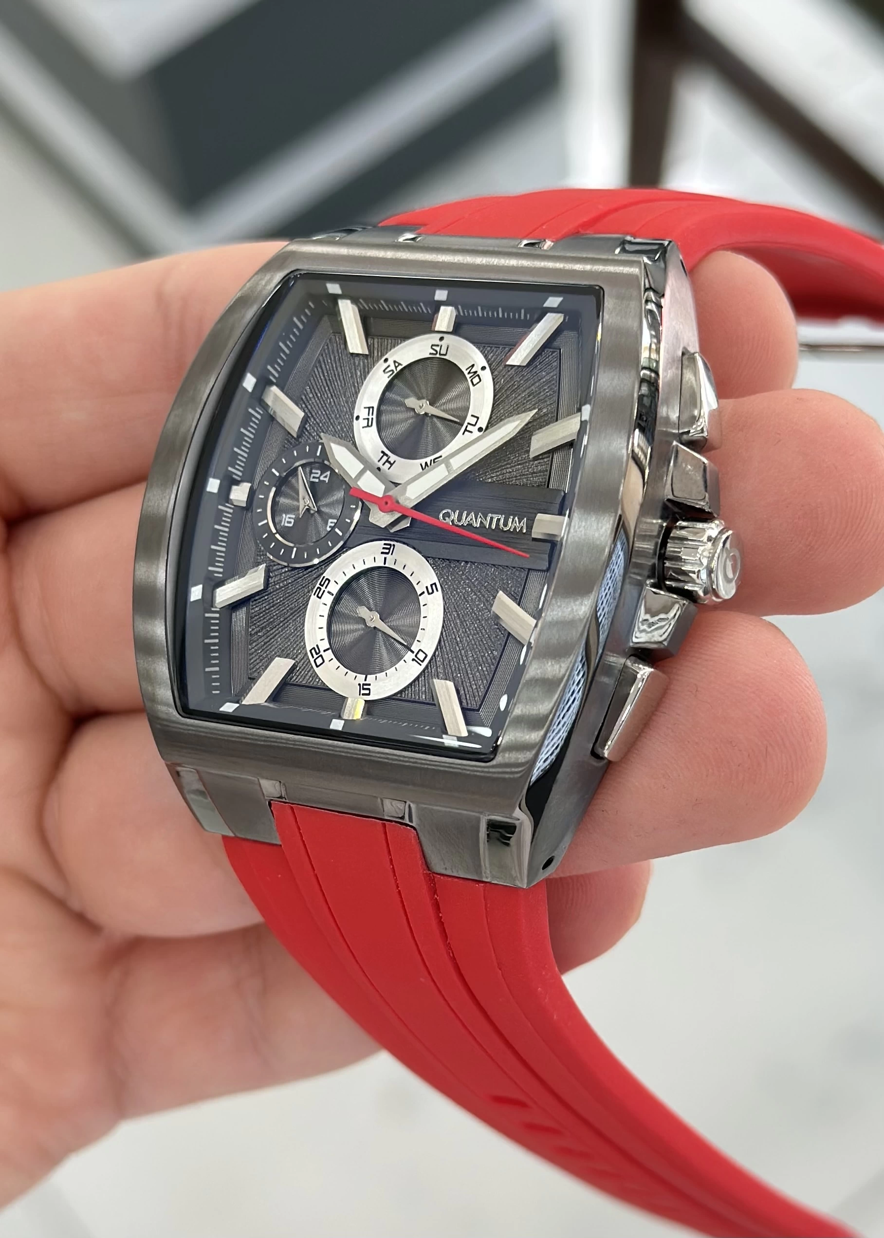 Quantum Marka Kare Kırmızı Erkek Kol Saati