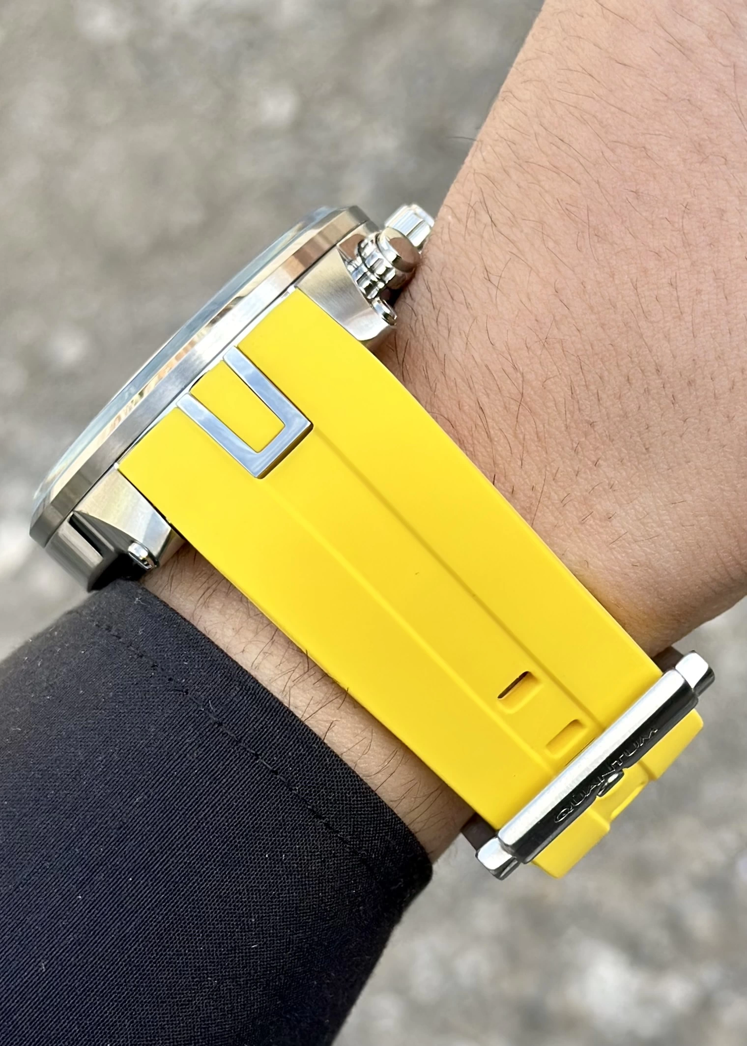 Quantum Sarı Silikon Kordon Erkek Kol Saati