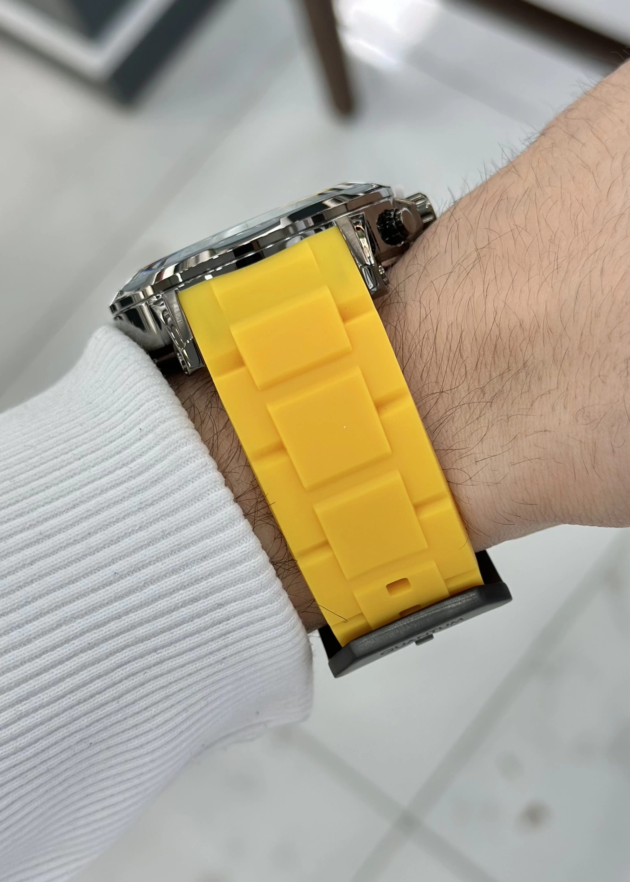 Qunatum Galatasaray Taraftar Kol Saati