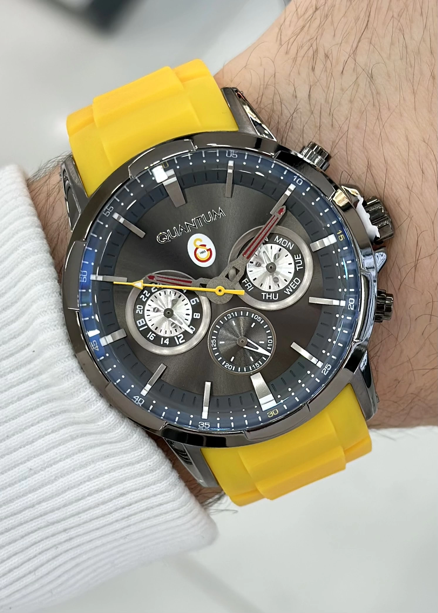 Qunatum Galatasaray Taraftar Kol Saati