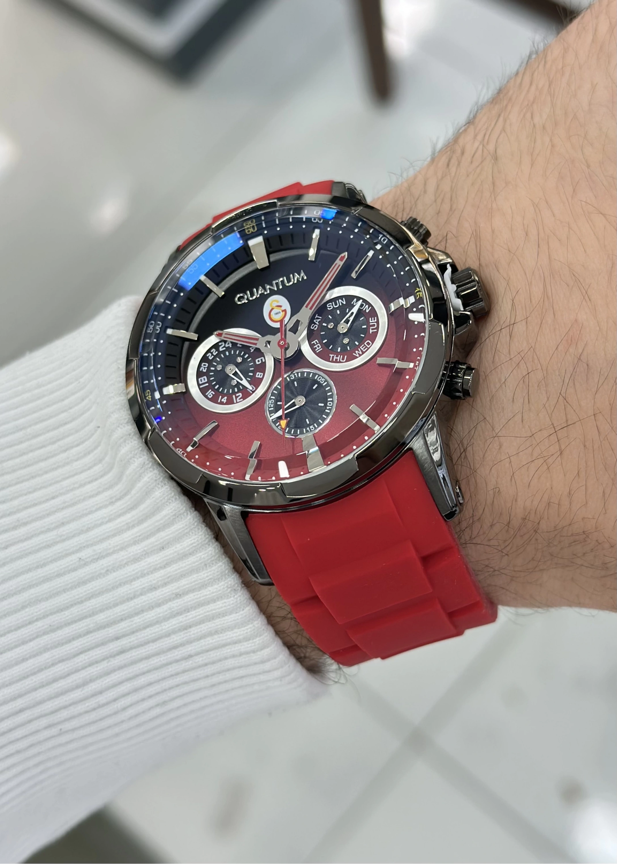 Qunatum Galatasaray Taraftar Kol Saati