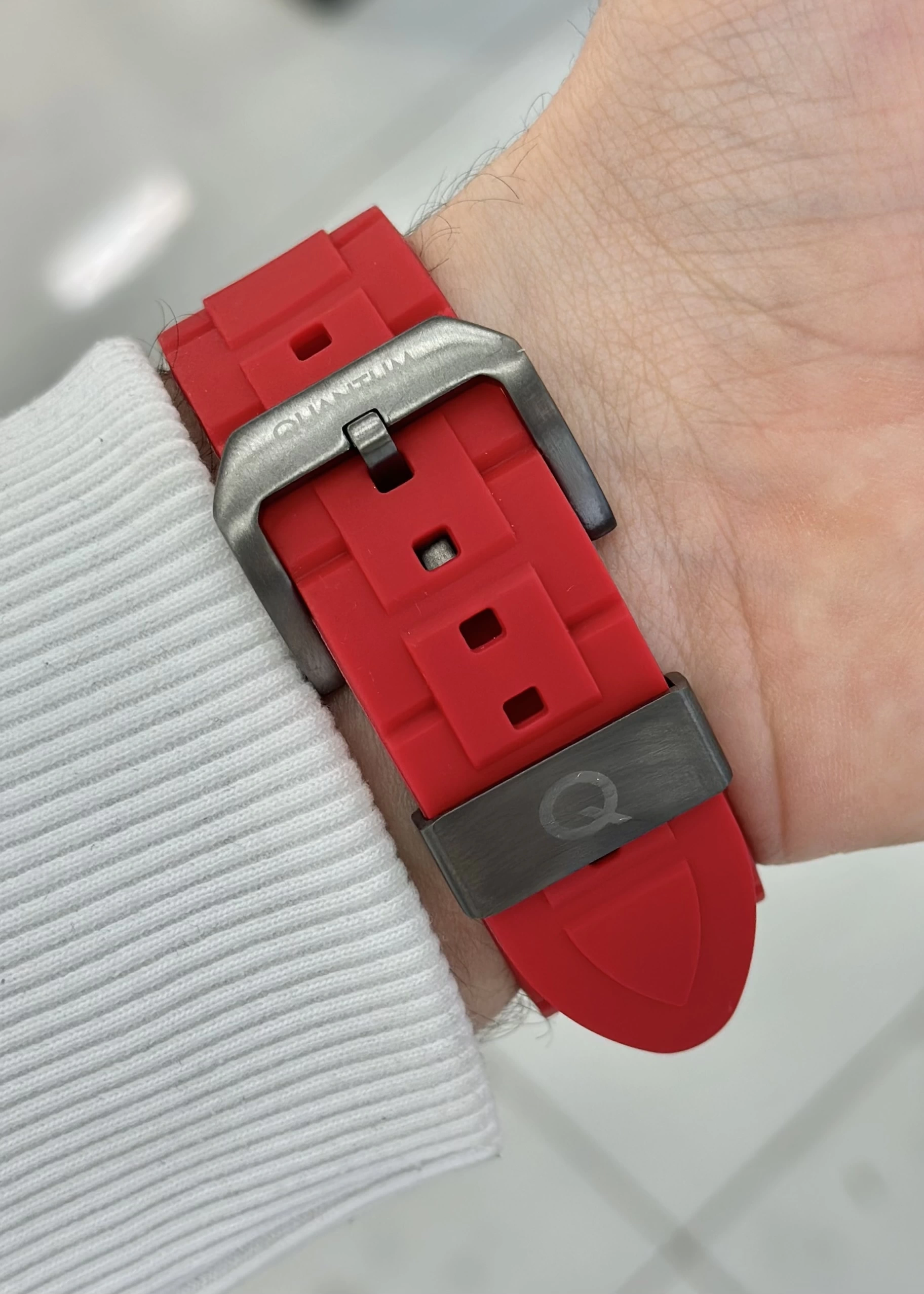 Qunatum Galatasaray Taraftar Kol Saati